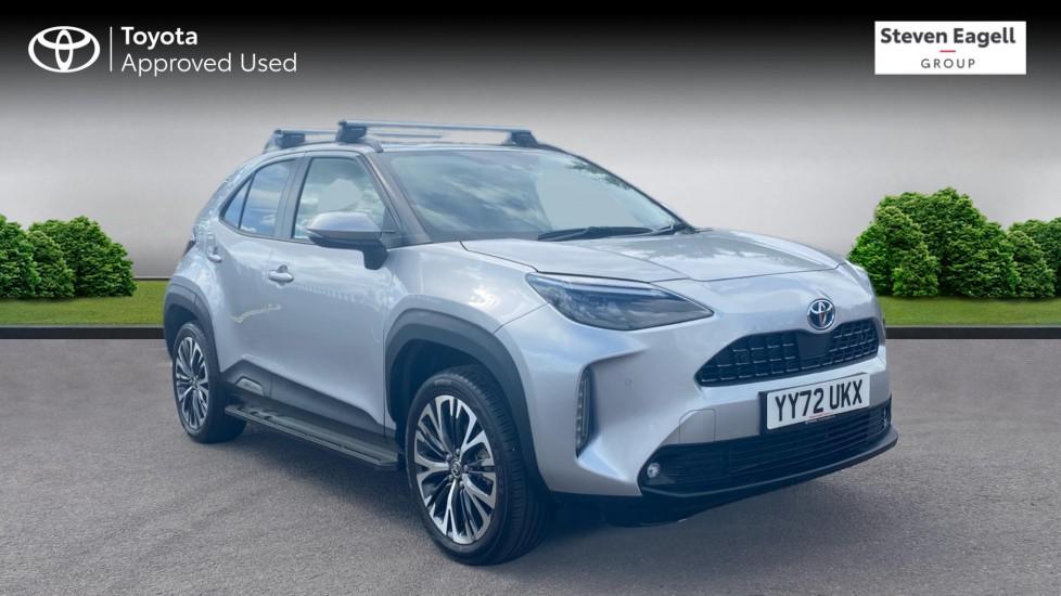 Main listing image - Toyota Yaris Cross