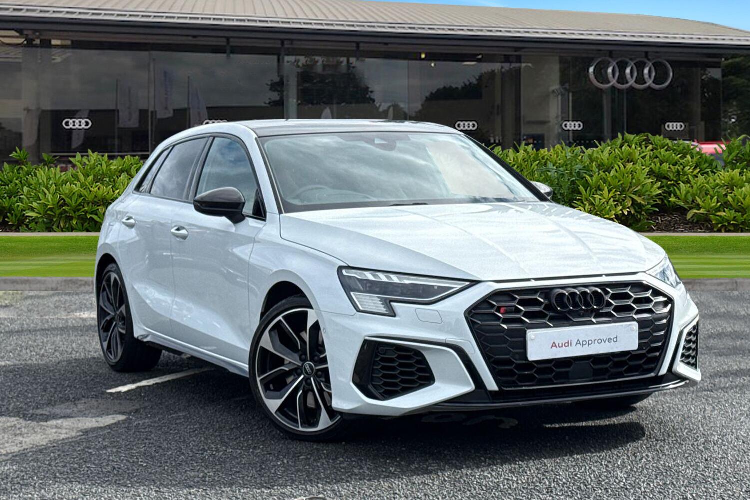 Main listing image - Audi S3