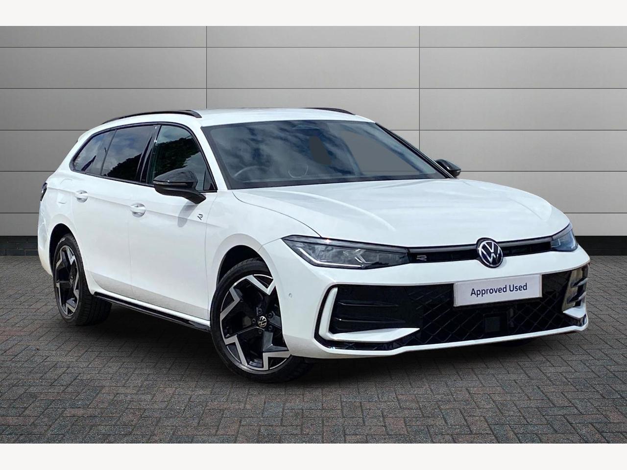 Main listing image - Volkswagen Passat Estate