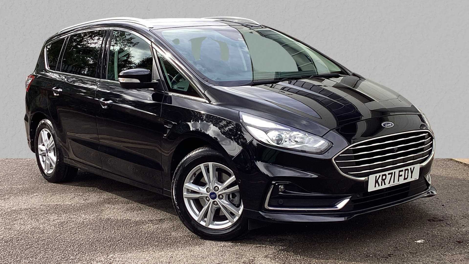 Main listing image - Ford S-MAX