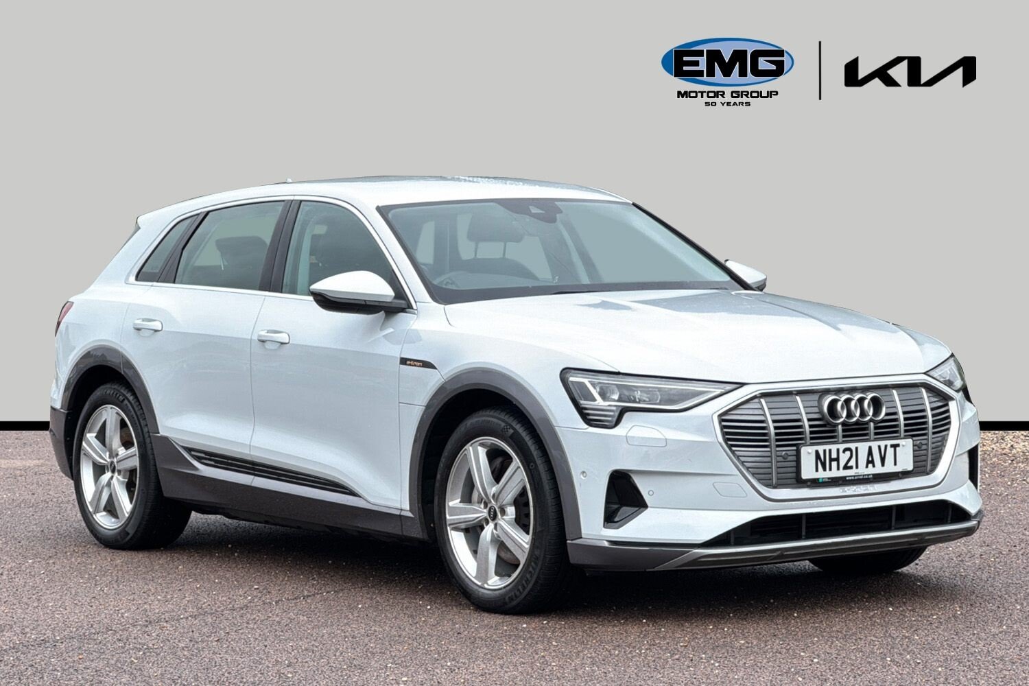 Main listing image - Audi e-tron