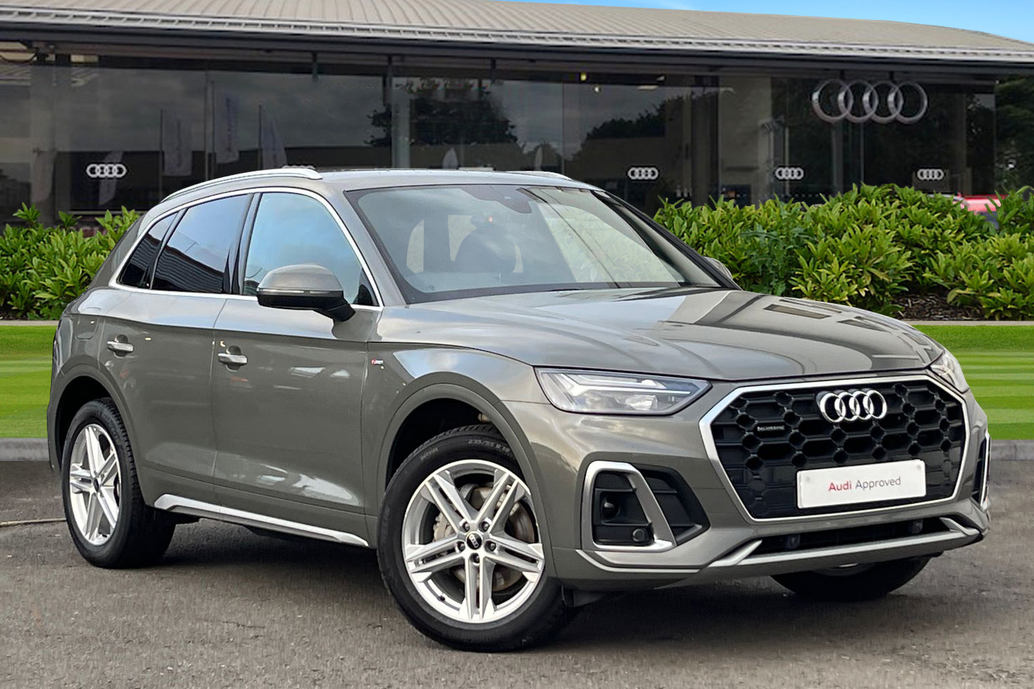 Main listing image - Audi Q5