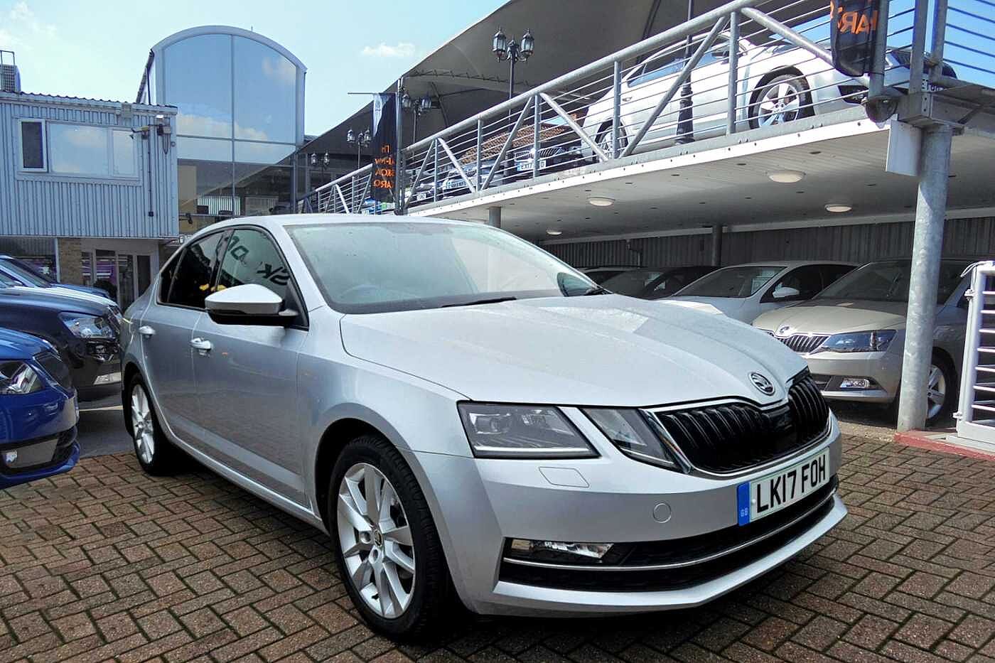 Main listing image - Skoda Octavia