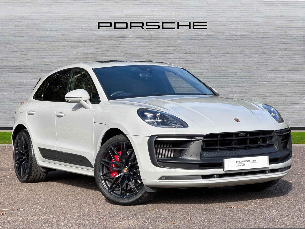 Main listing image - Porsche Macan
