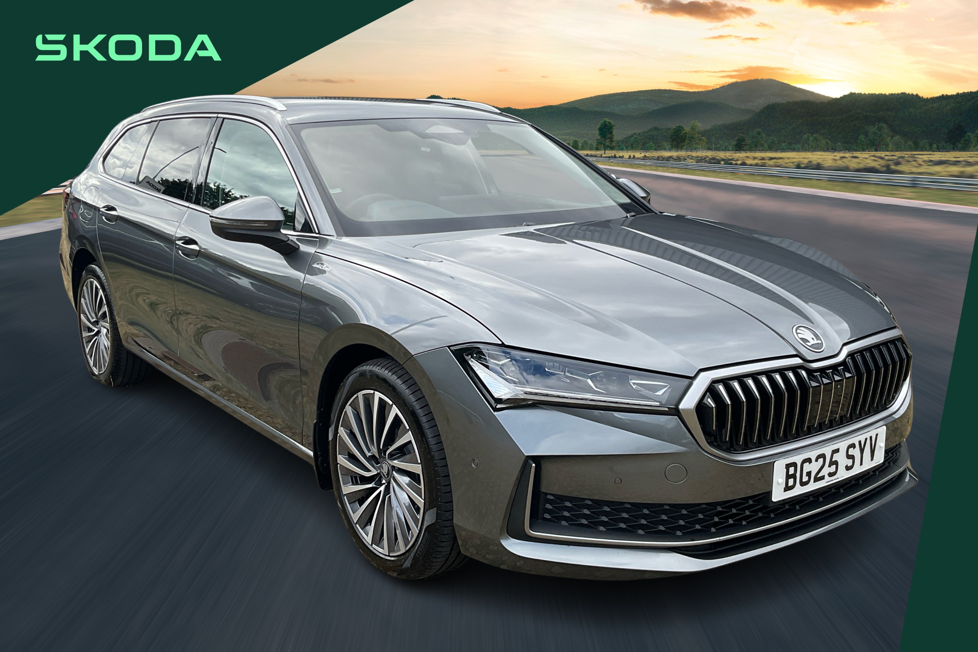 Main listing image - Skoda Superb Estate