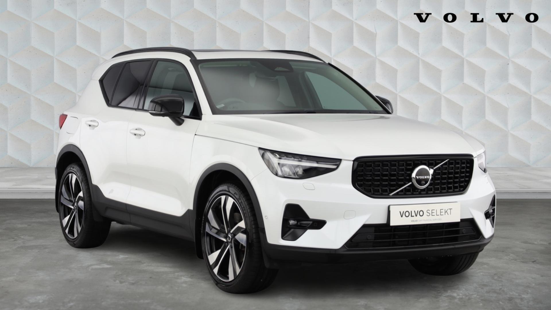 Main listing image - Volvo XC40