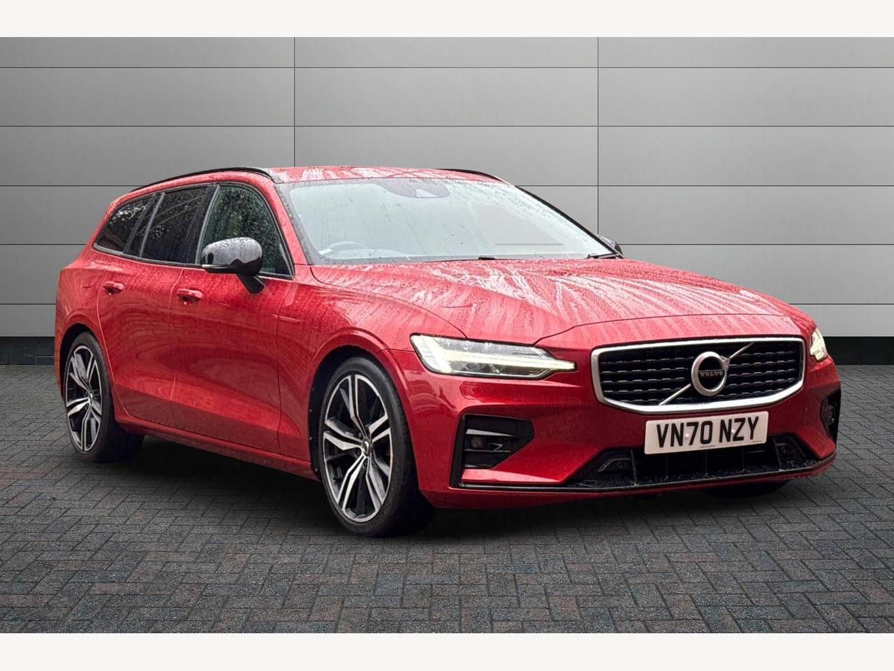 Main listing image - Volvo V60