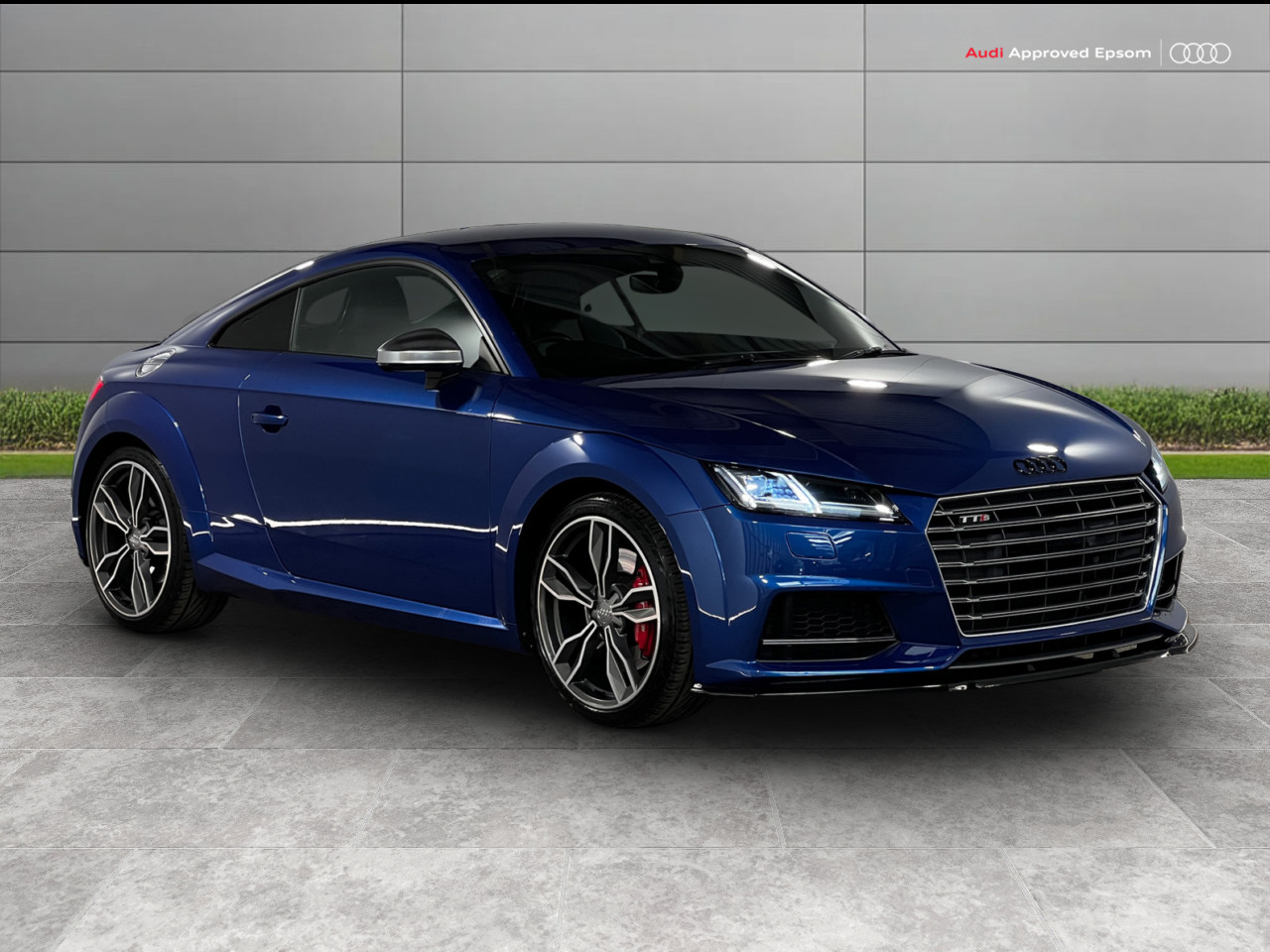 Main listing image - Audi TT S