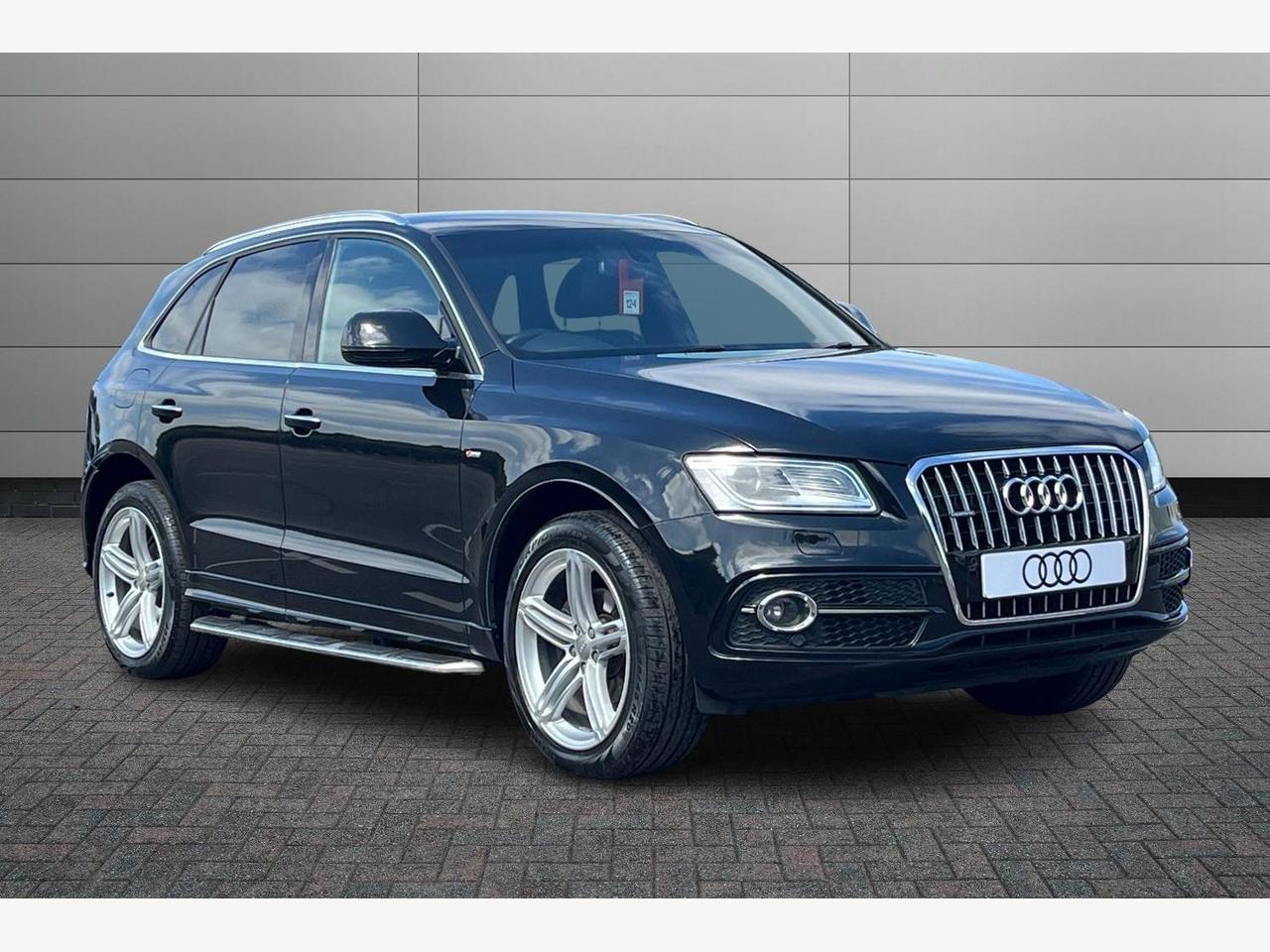 Main listing image - Audi Q5