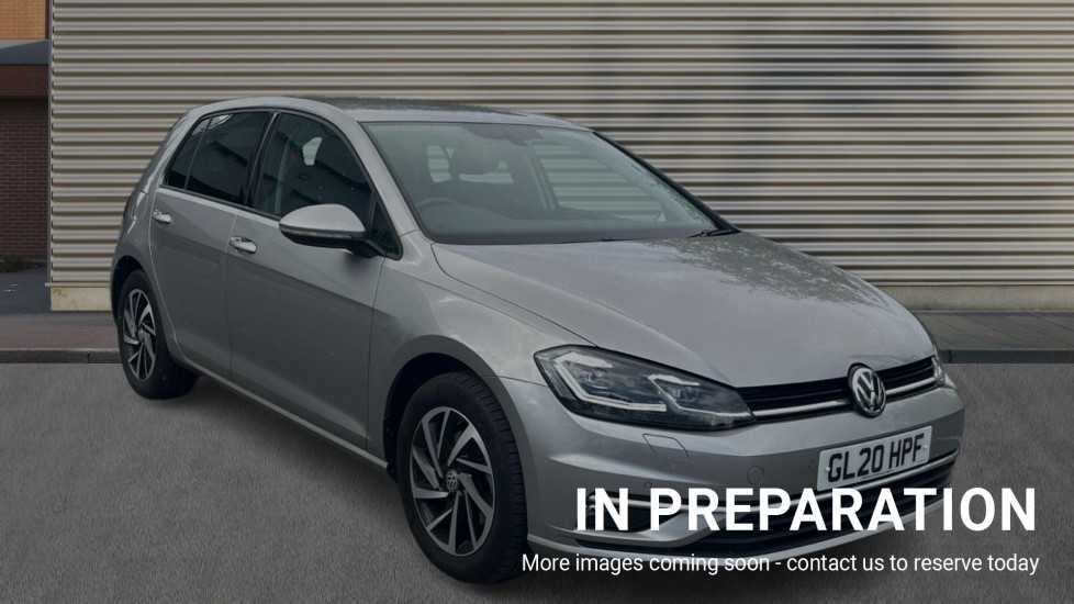Main listing image - Volkswagen Golf