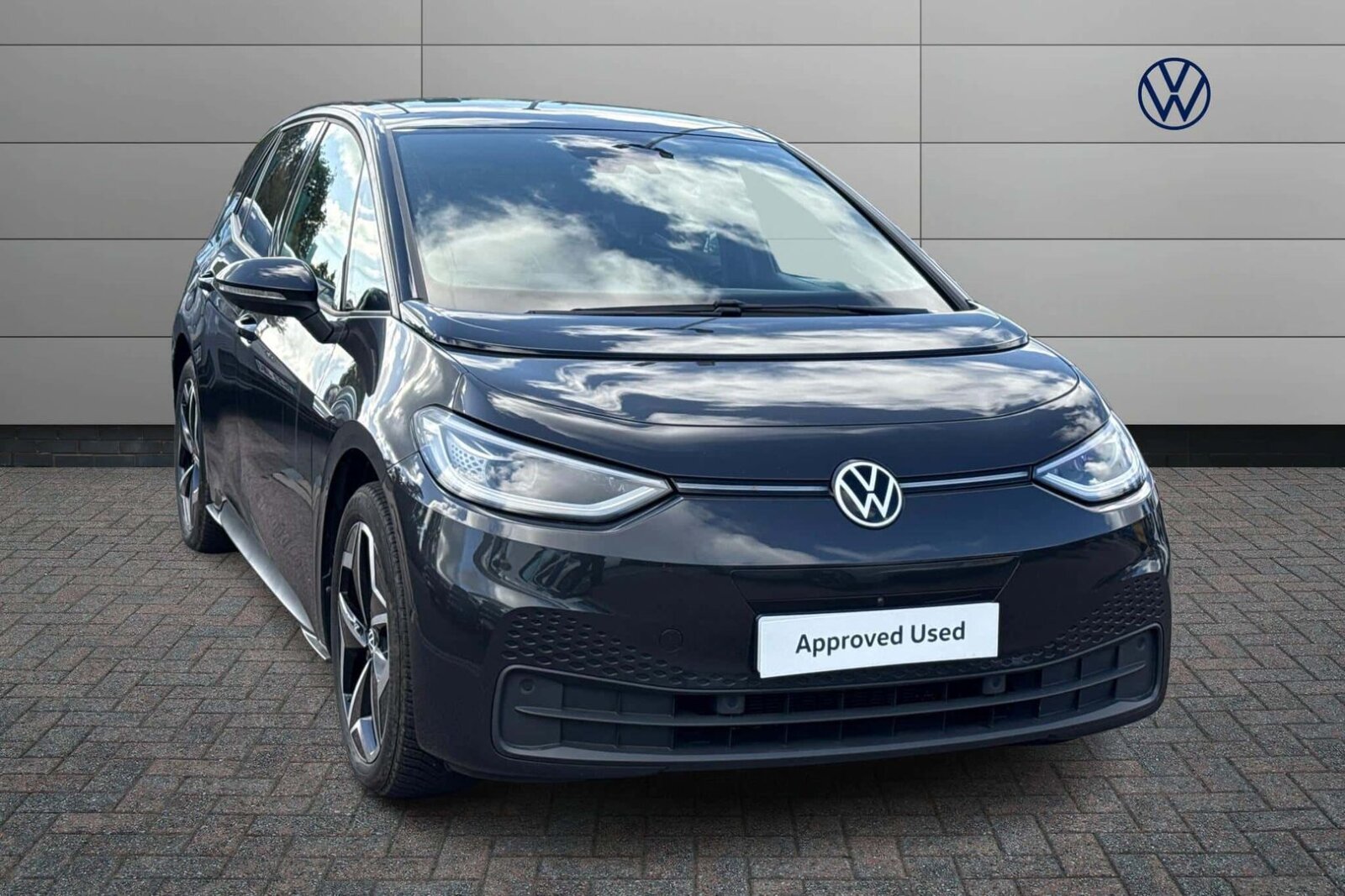 Main listing image - Volkswagen ID.3