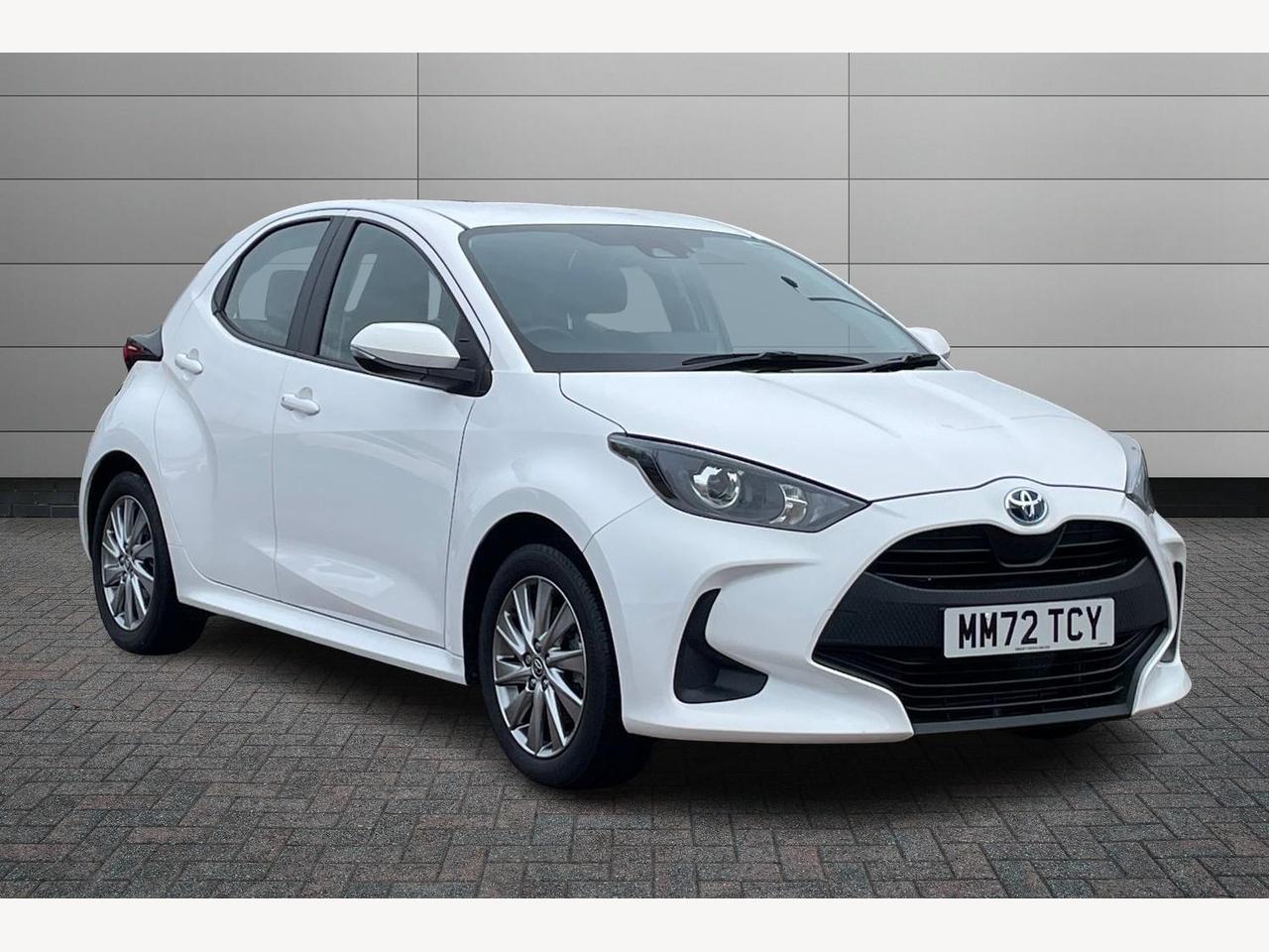 Main listing image - Toyota Yaris