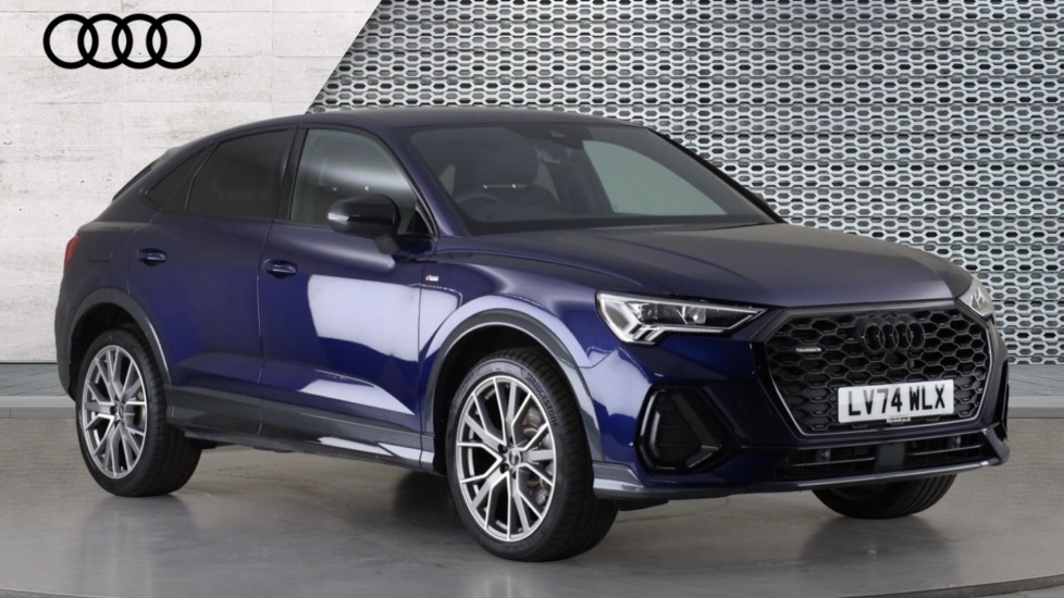 Main listing image - Audi Q3