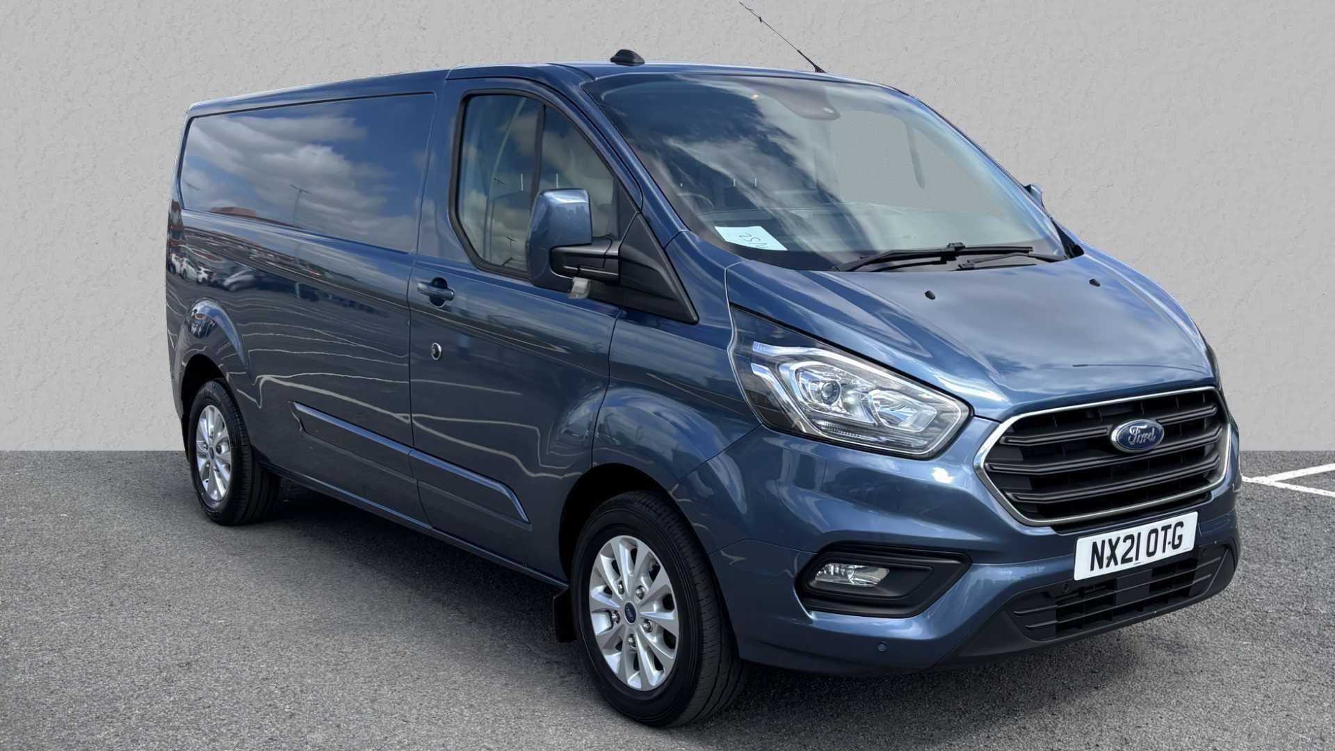 Main listing image - Ford Transit Custom