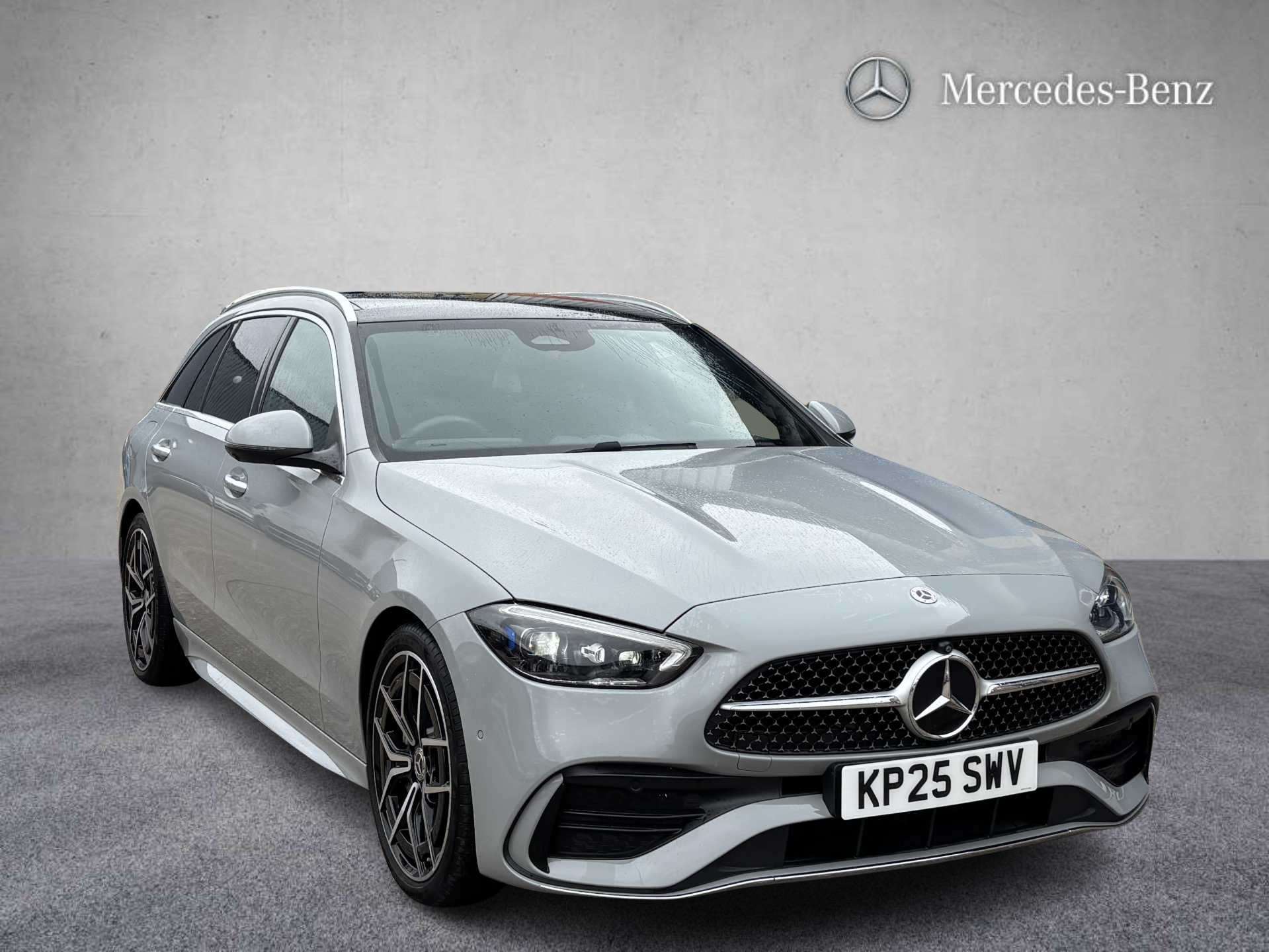 Main listing image - Mercedes-Benz C-Class Estate