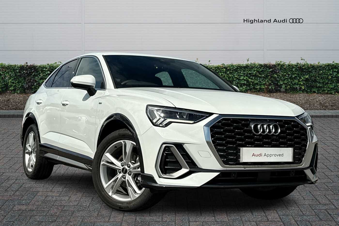 Main listing image - Audi Q3