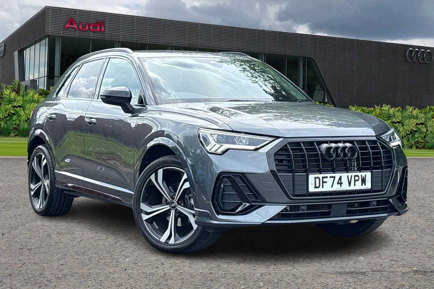 Main listing image - Audi Q3