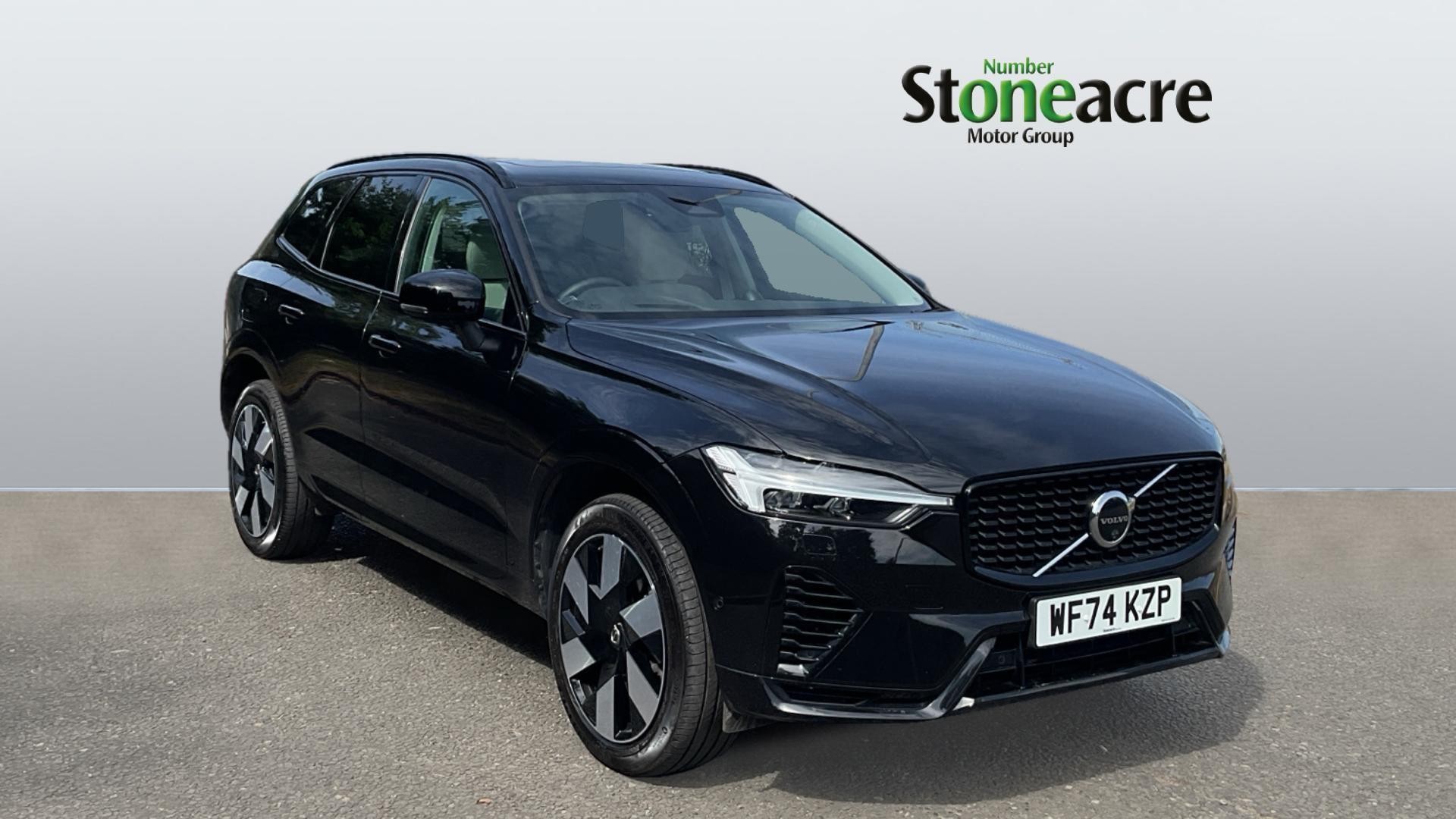 Main listing image - Volvo XC60