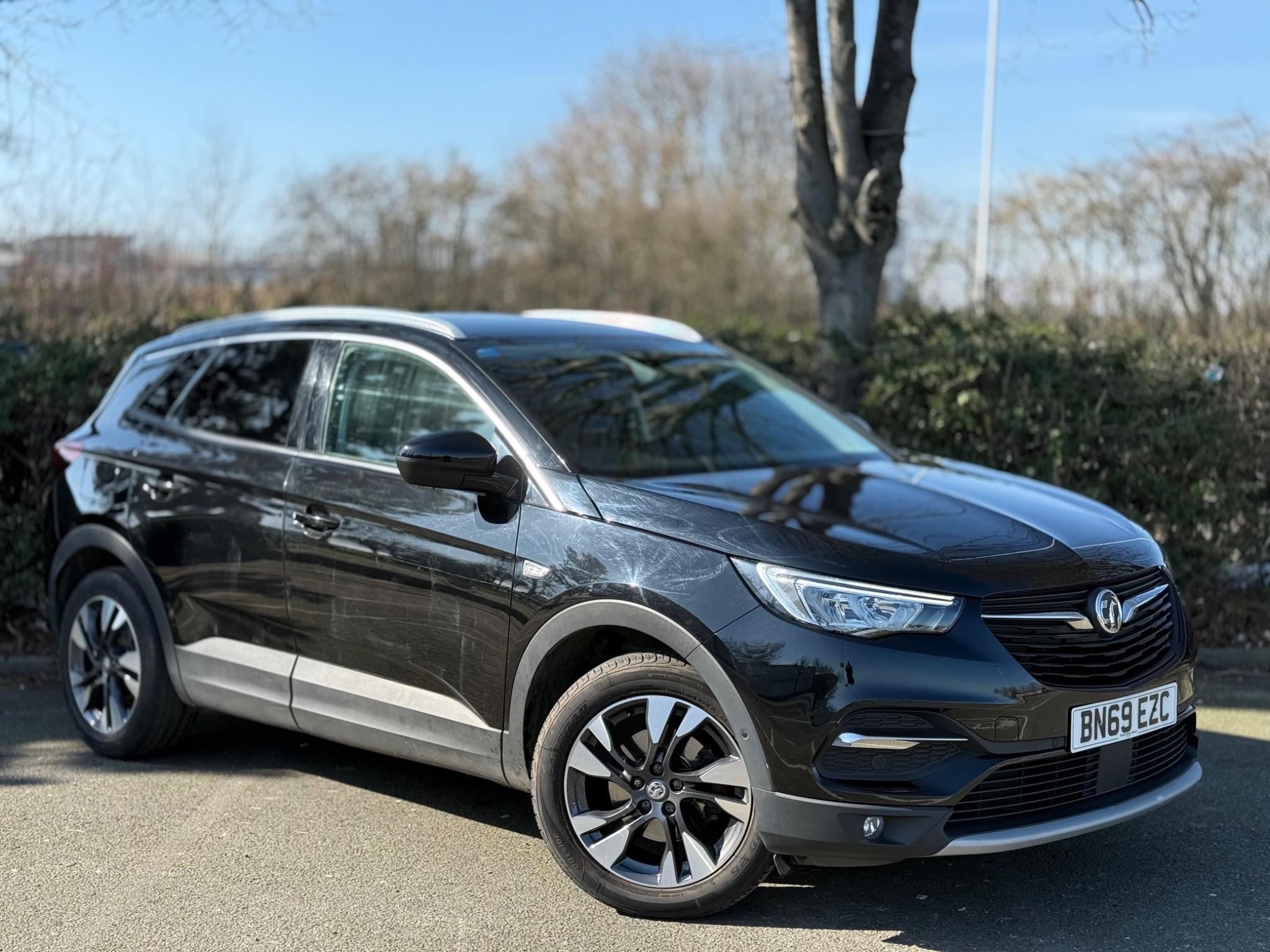 Main listing image - Vauxhall Grandland X