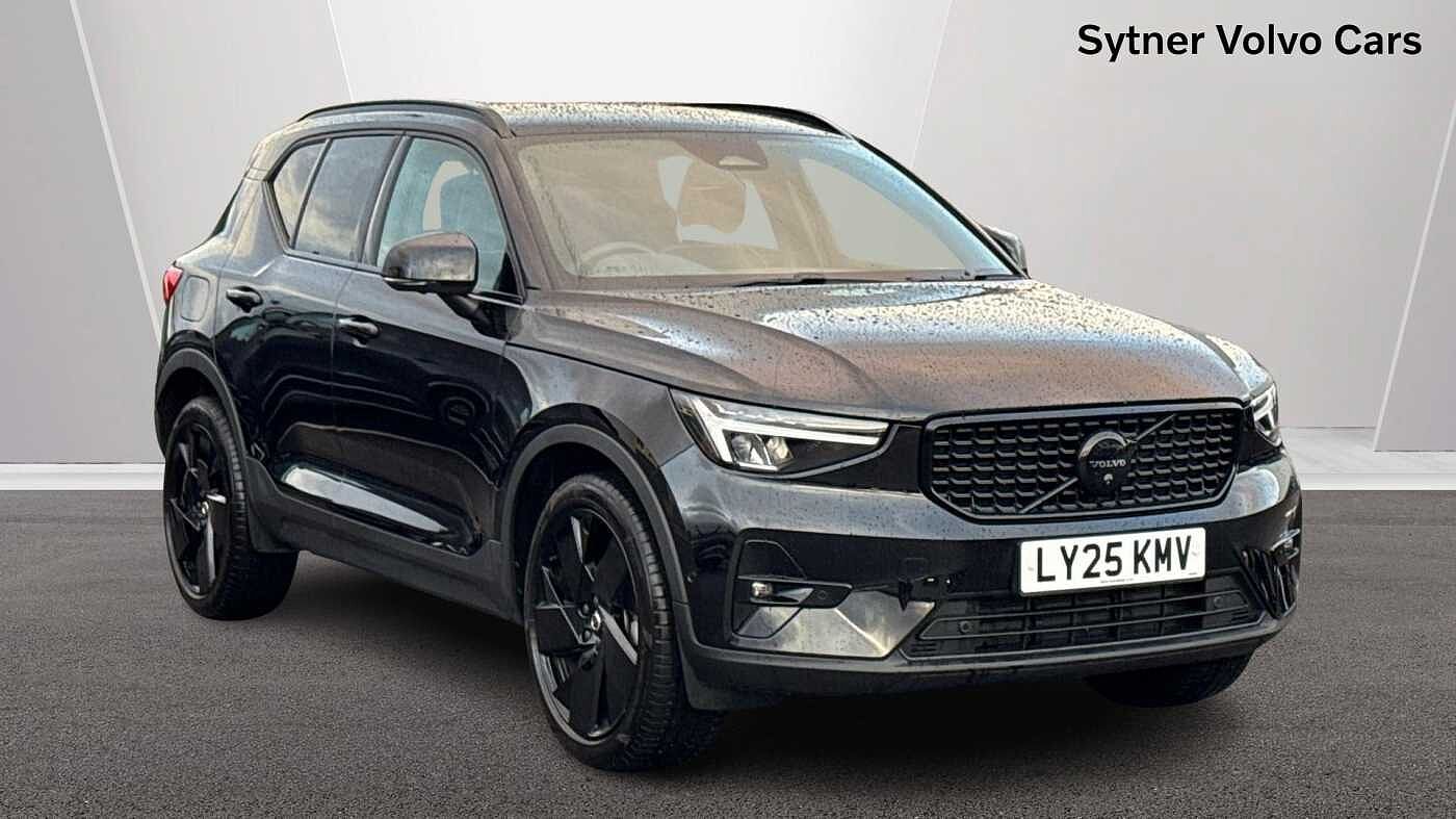 Main listing image - Volvo XC40