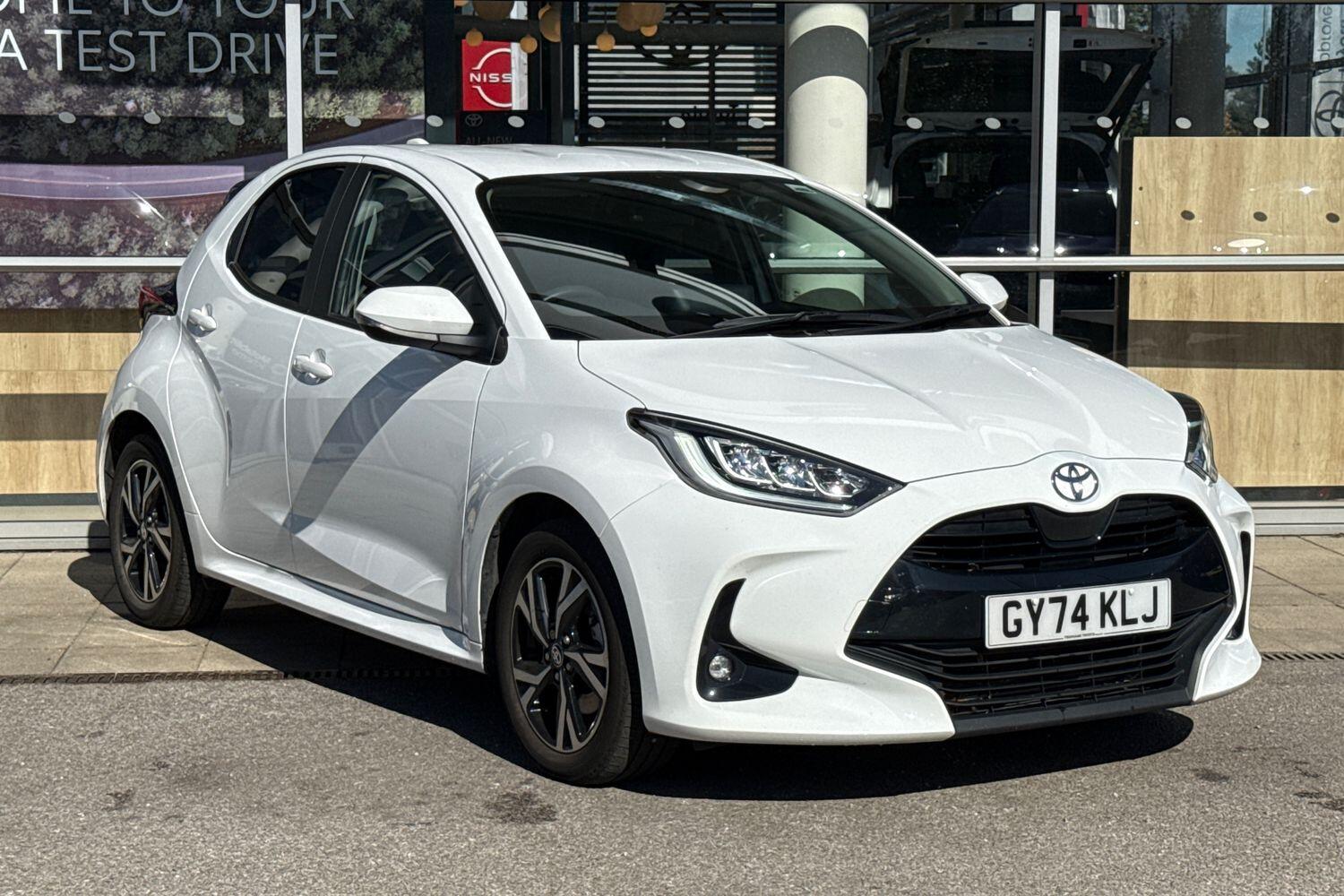Main listing image - Toyota Yaris