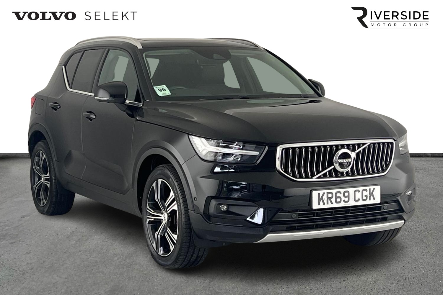 Main listing image - Volvo XC40