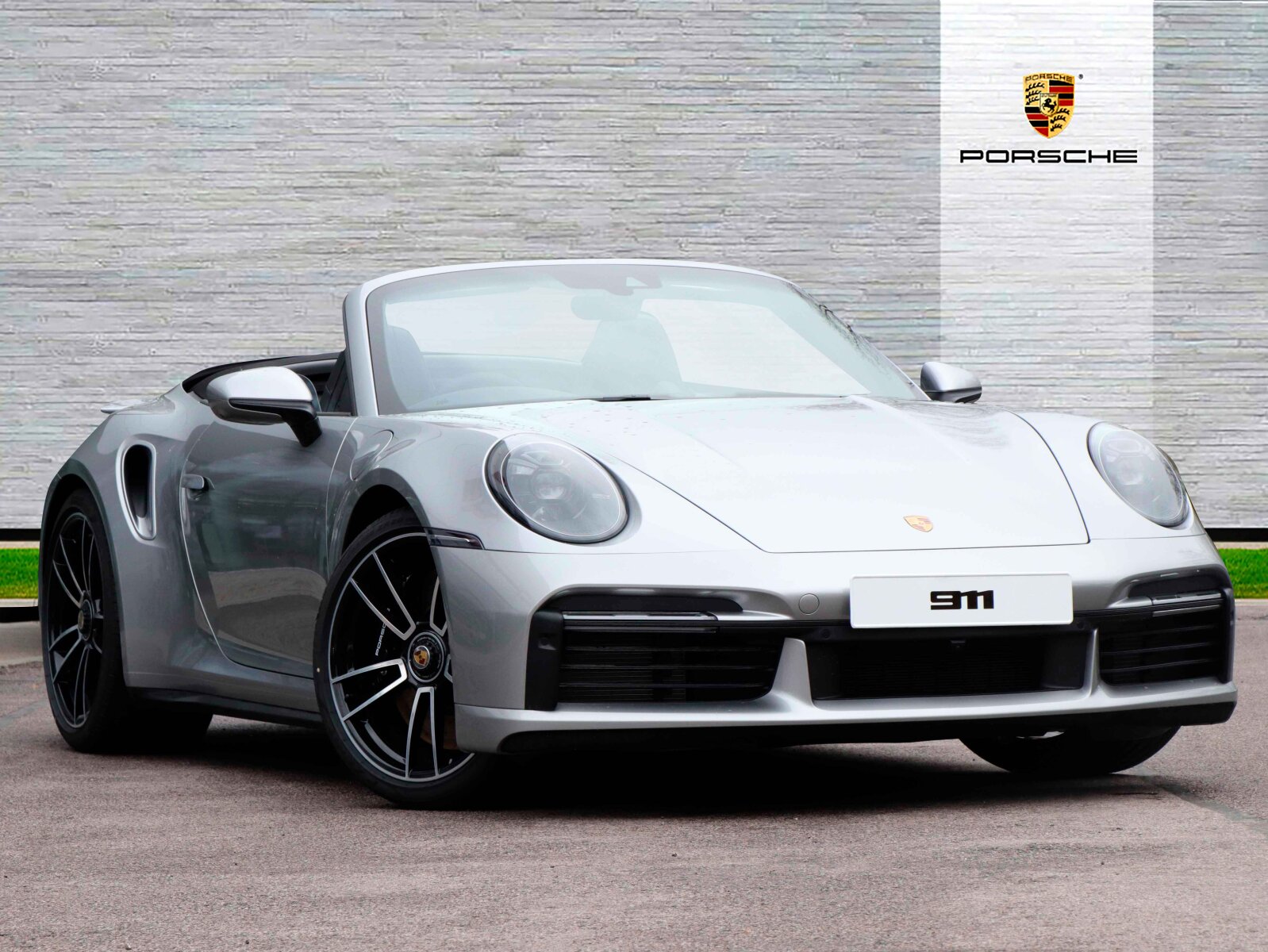 Main listing image - Porsche 911