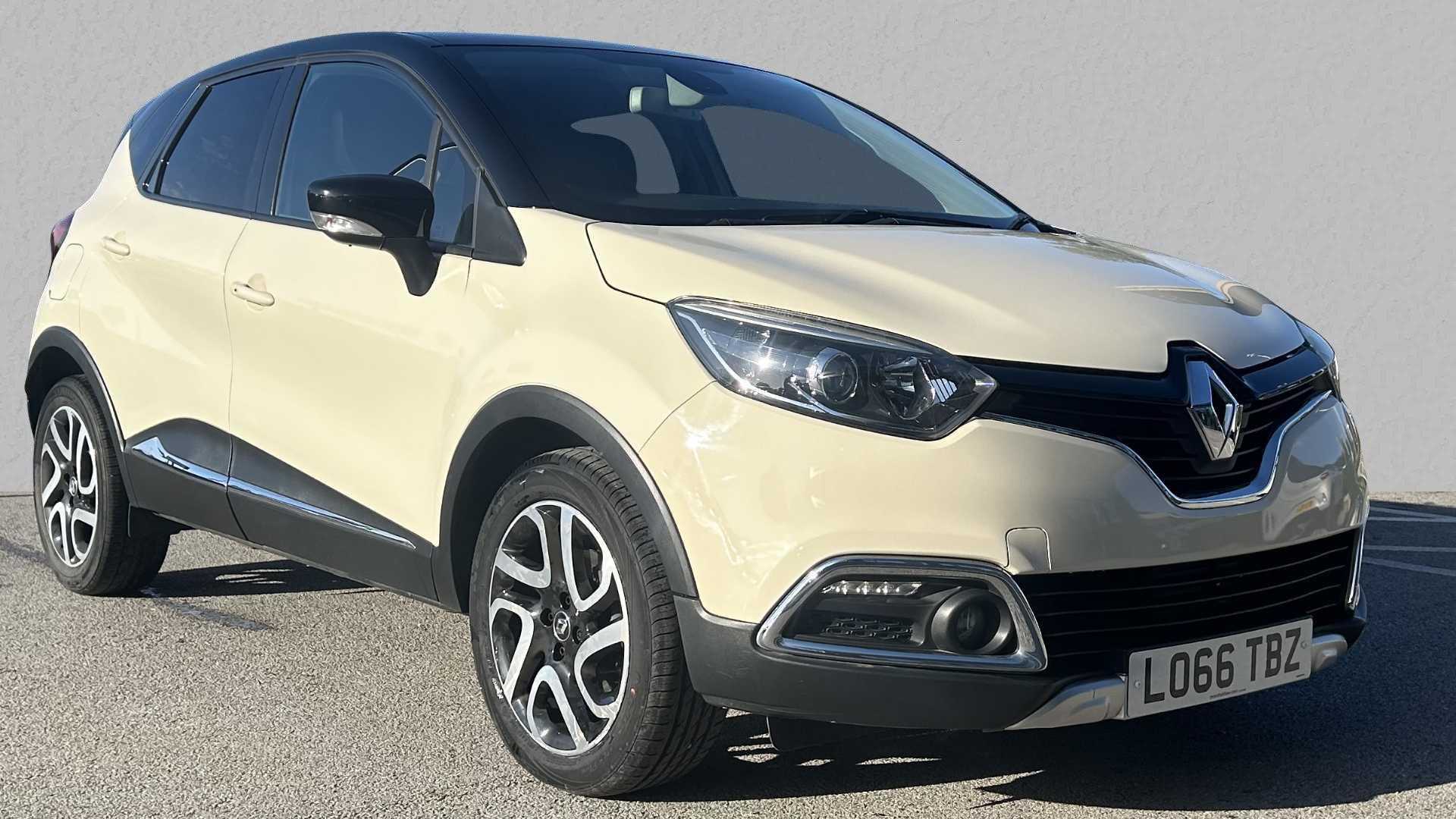 Main listing image - Renault Captur