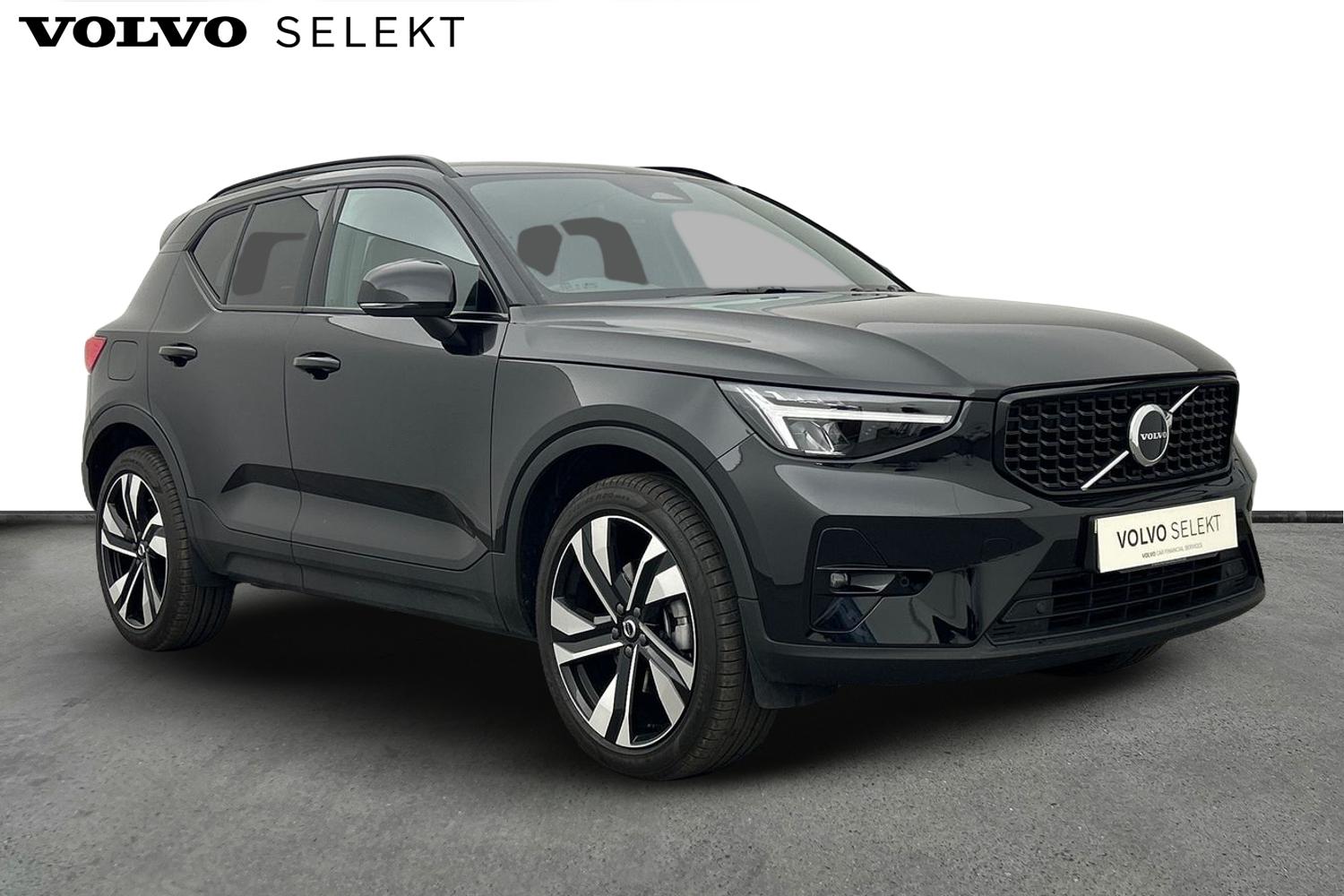 Main listing image - Volvo XC40