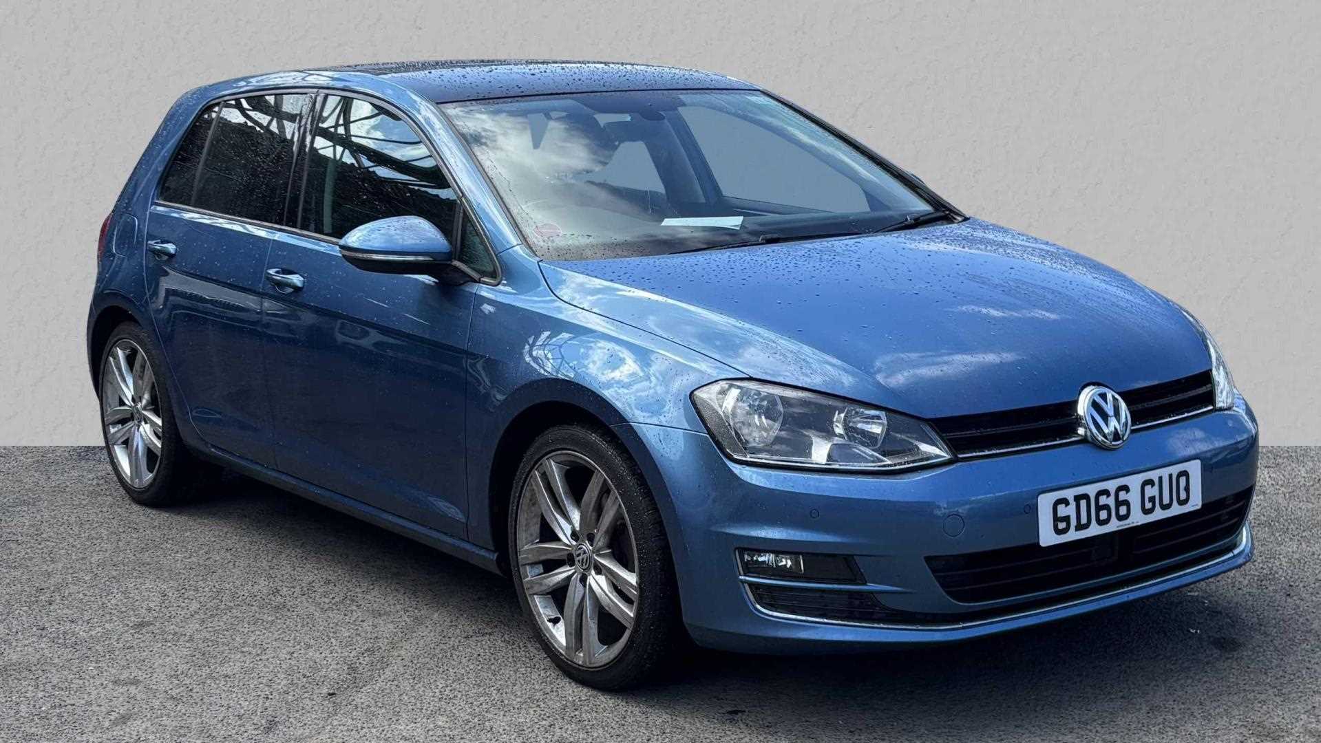 Main listing image - Volkswagen Golf