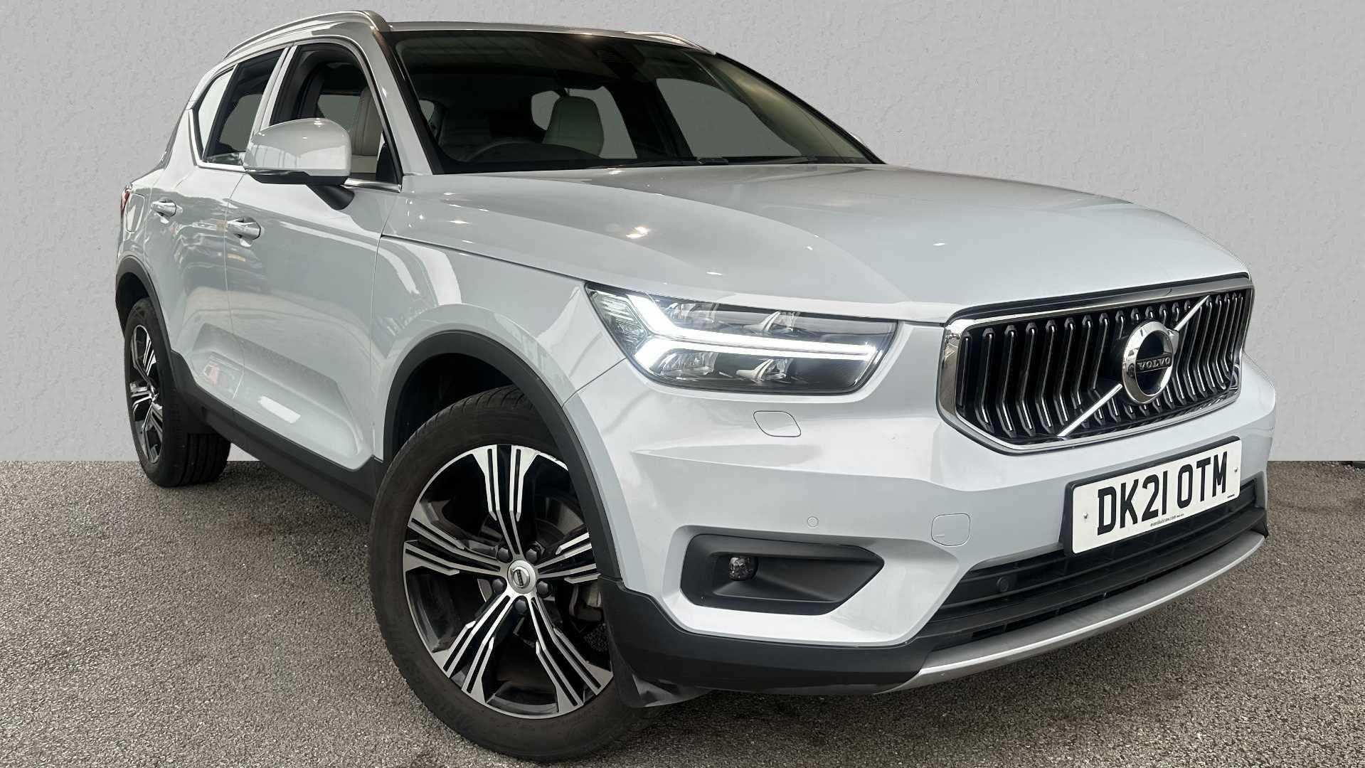 Main listing image - Volvo XC40