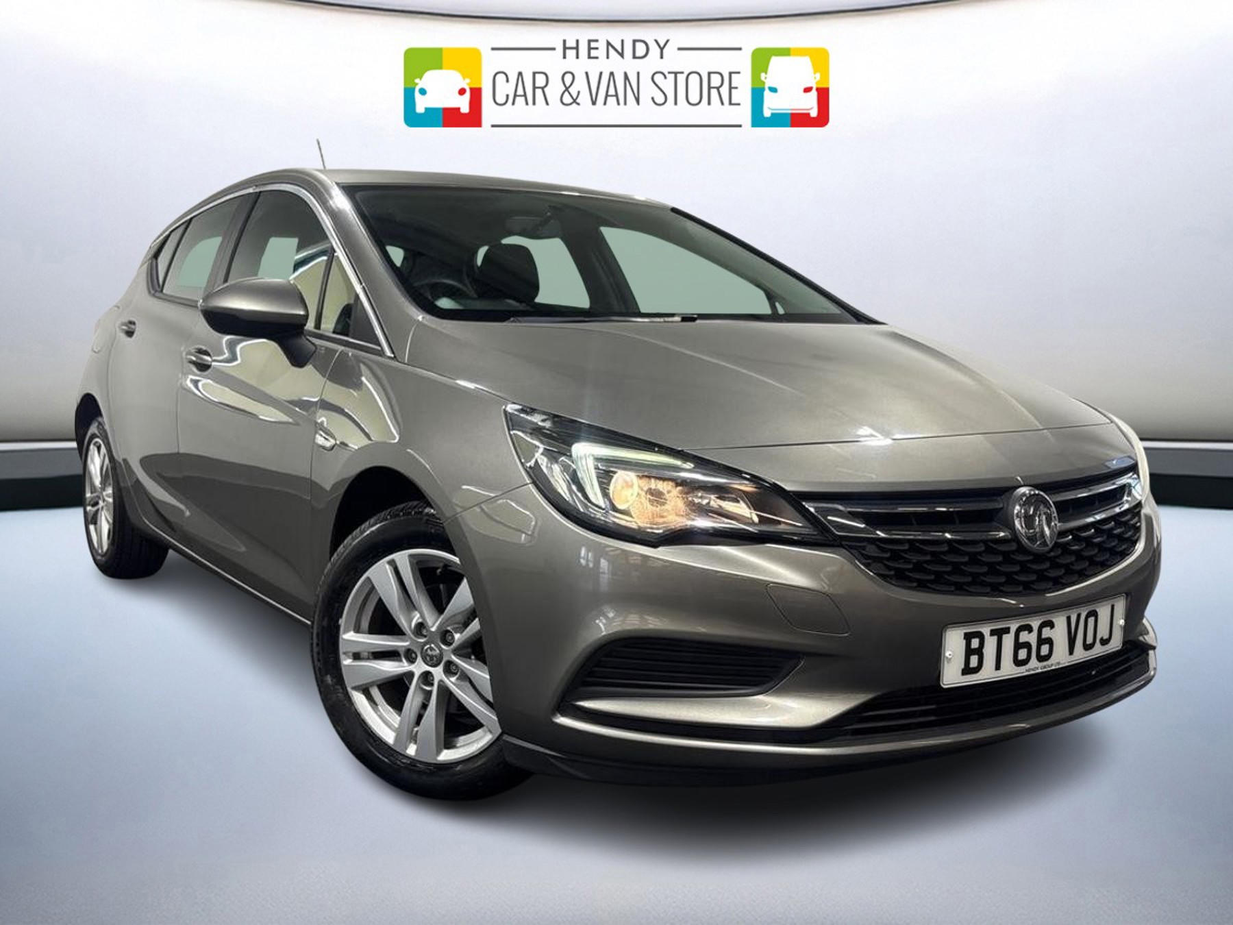 Main listing image - Vauxhall Astra
