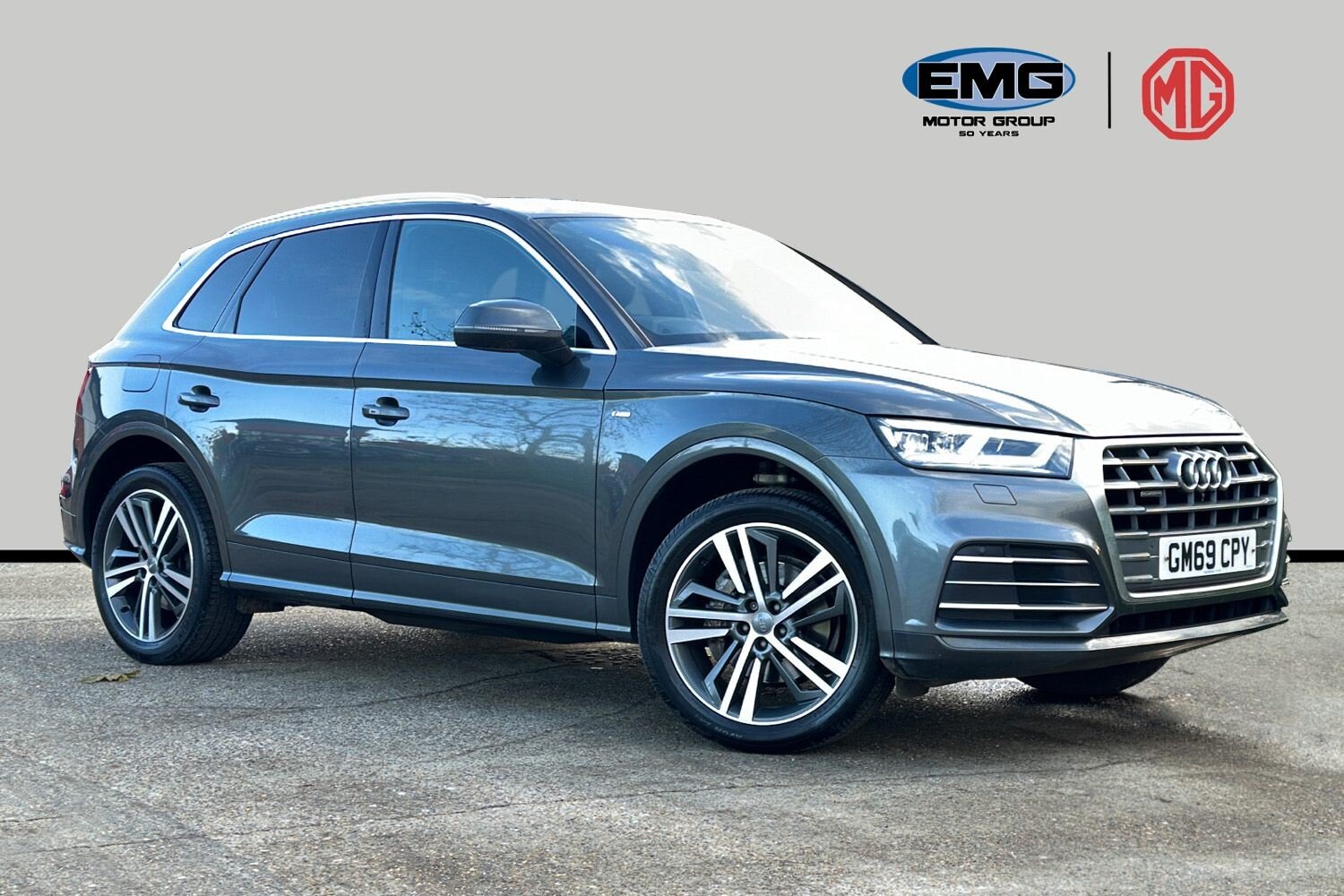 Main listing image - Audi Q5