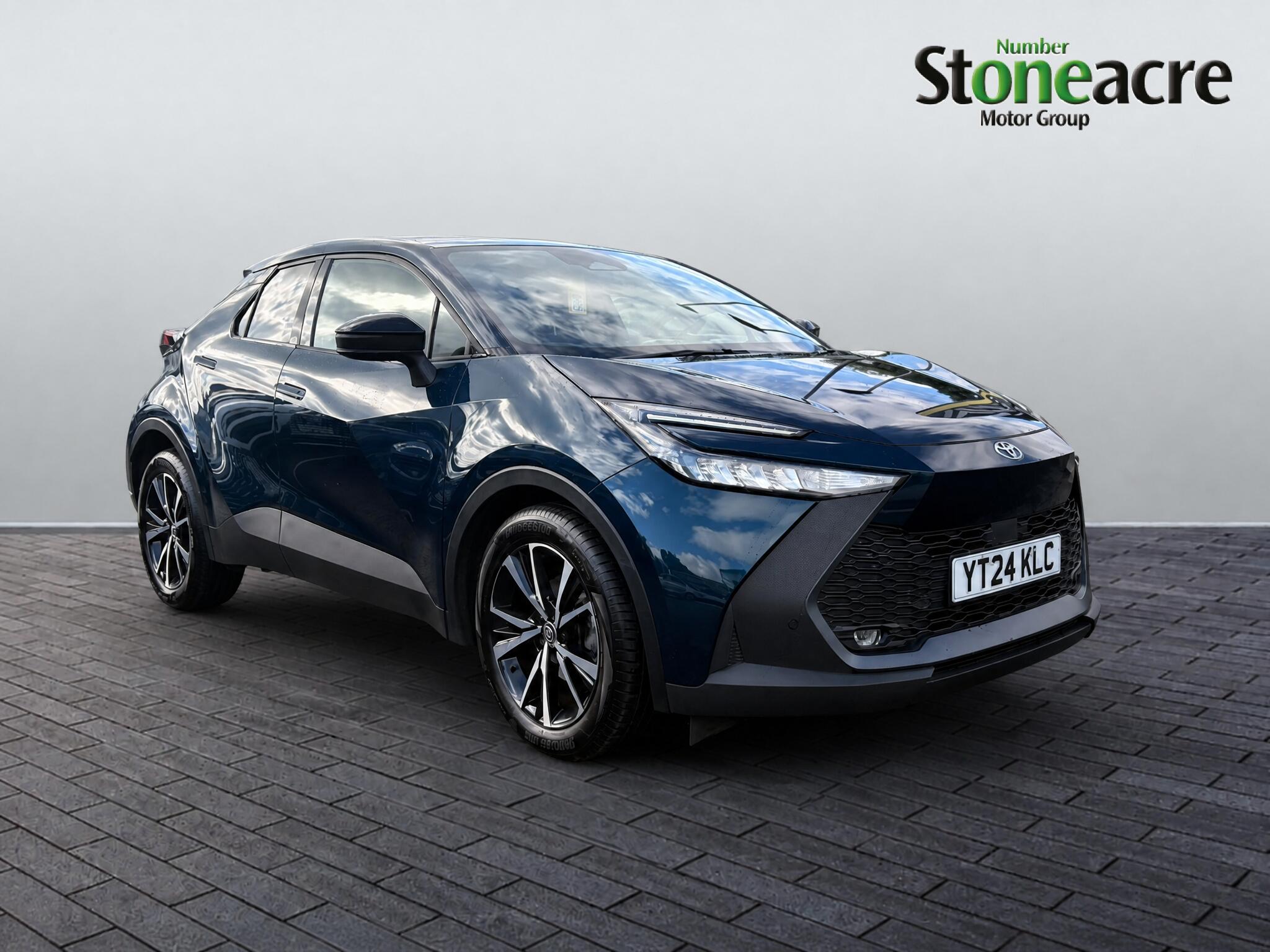 Main listing image - Toyota C-HR