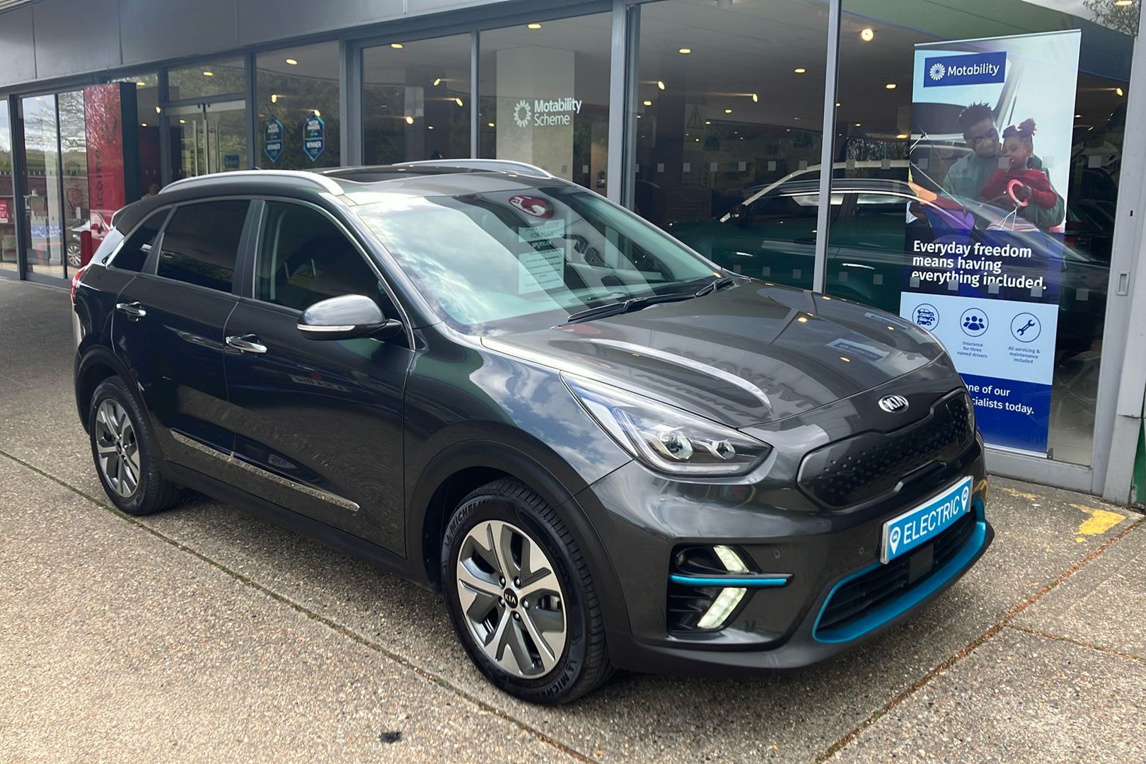 Main listing image - Kia e-Niro