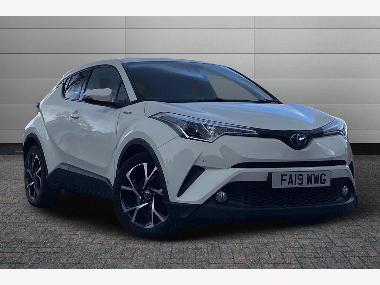 Main listing image - Toyota C-HR