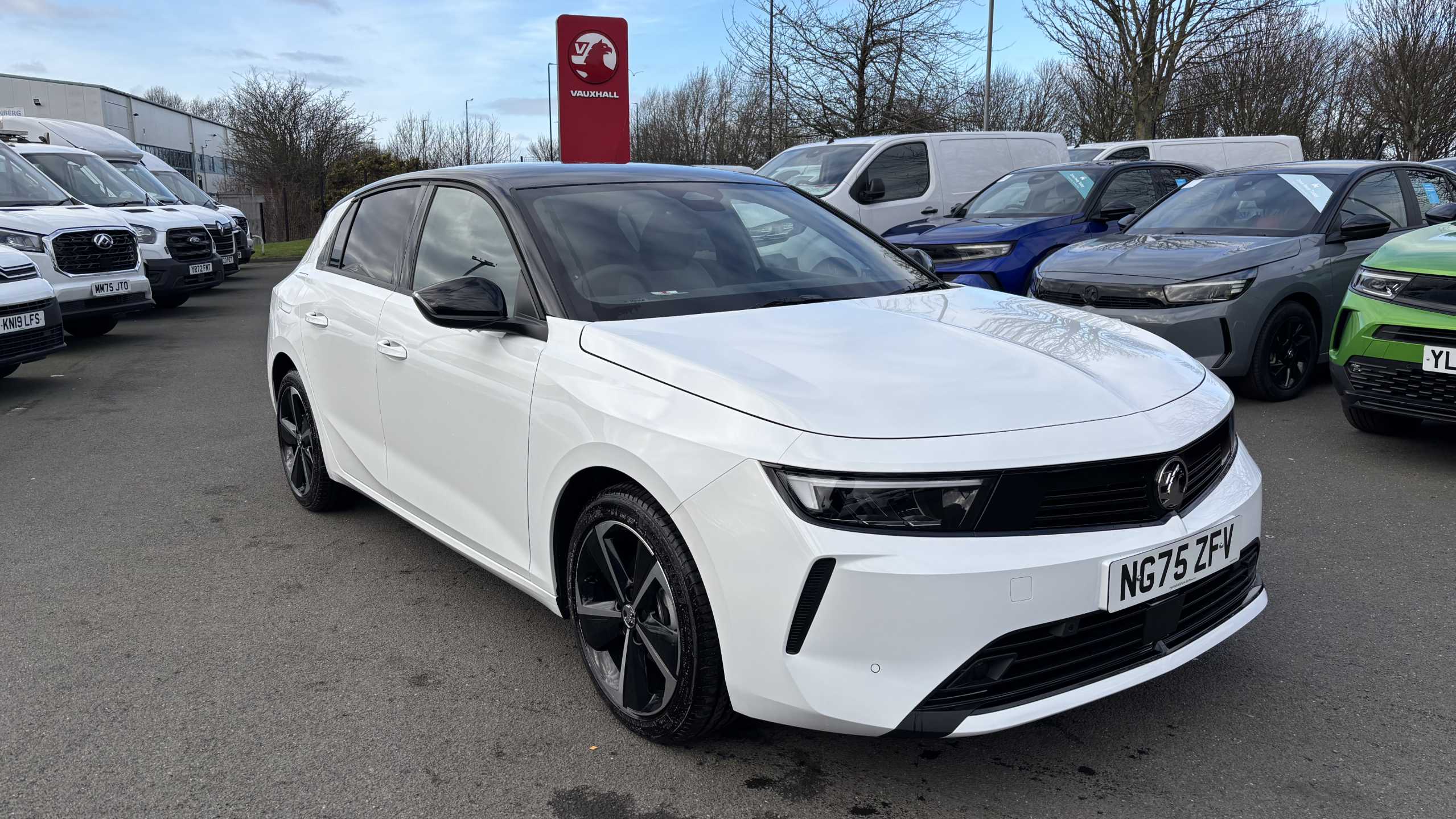 Main listing image - Vauxhall Astra