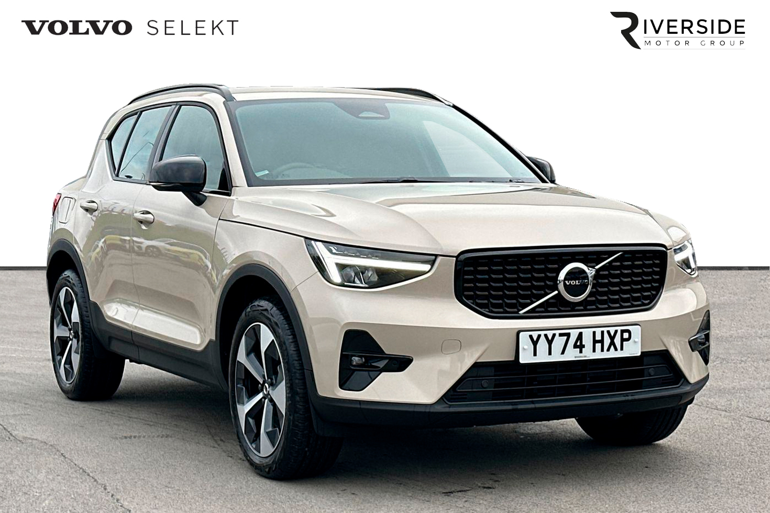 Main listing image - Volvo XC40