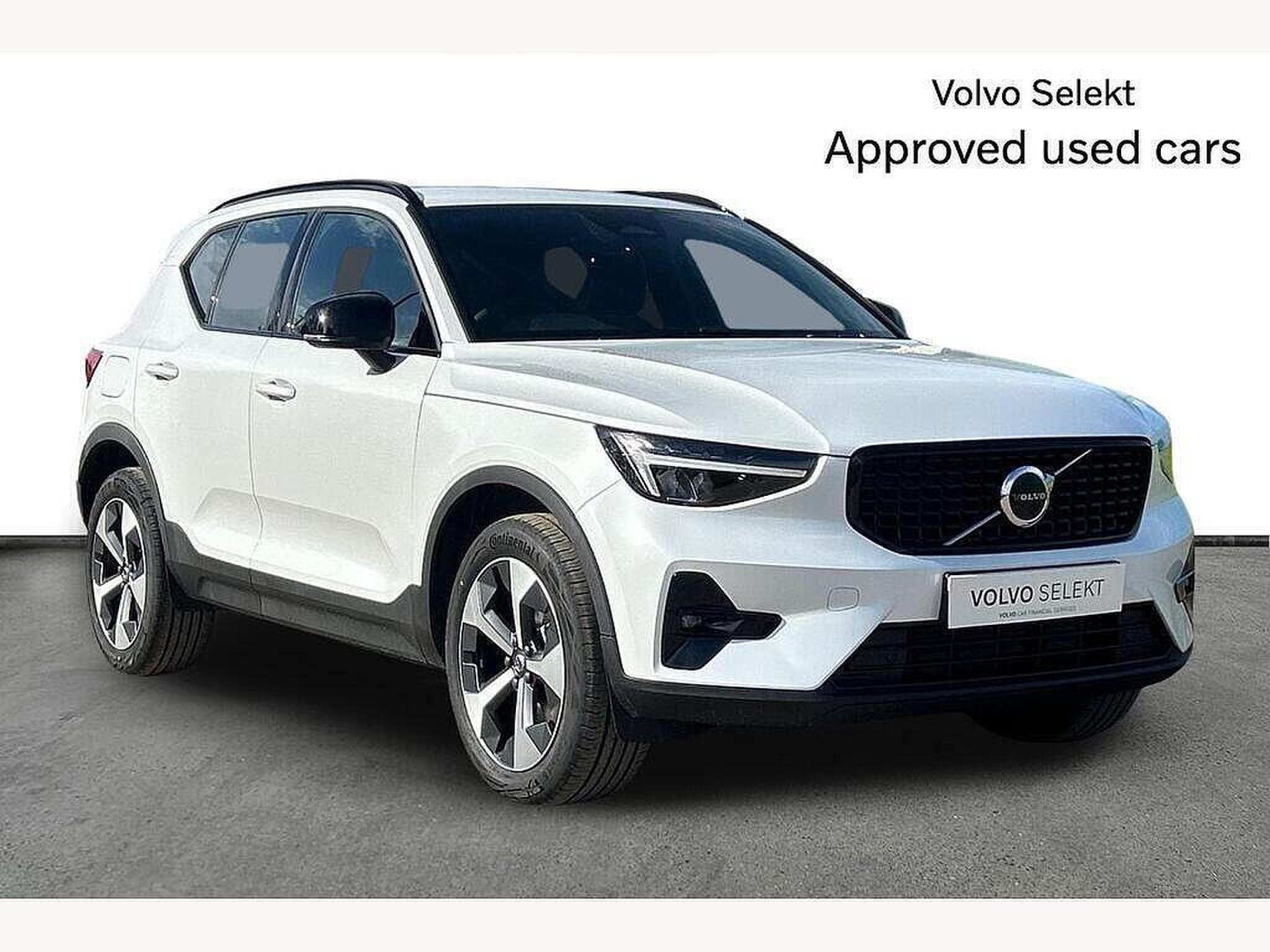 Main listing image - Volvo XC40