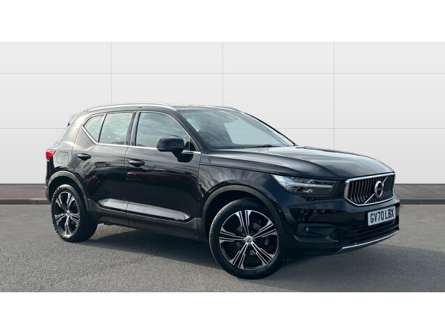 Main listing image - Volvo XC40