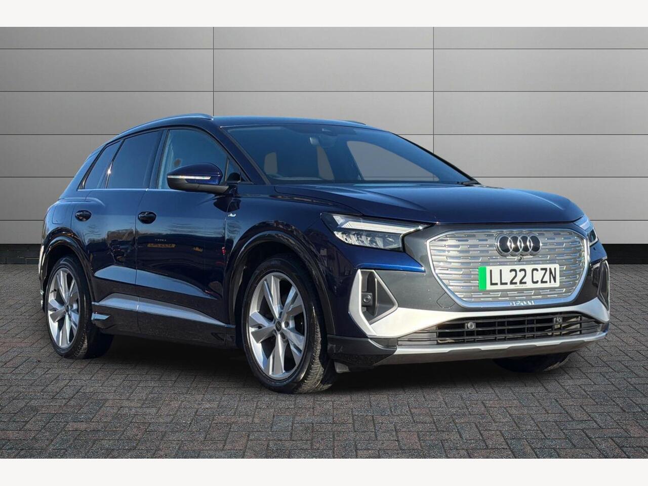 Main listing image - Audi Q4