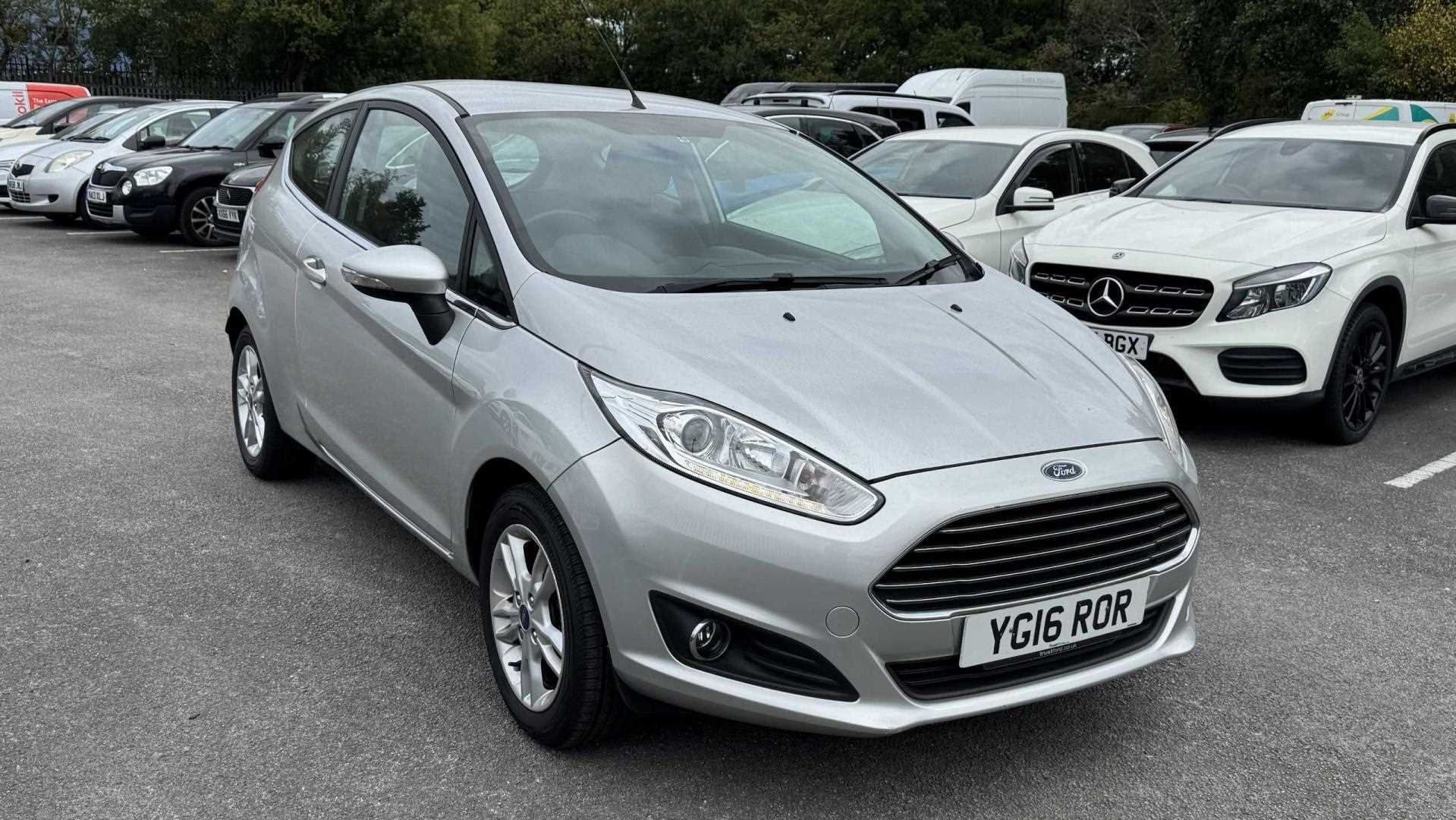 Main listing image - Ford Fiesta
