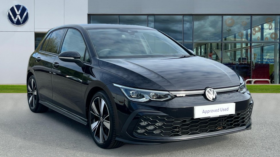 Main listing image - Volkswagen Golf
