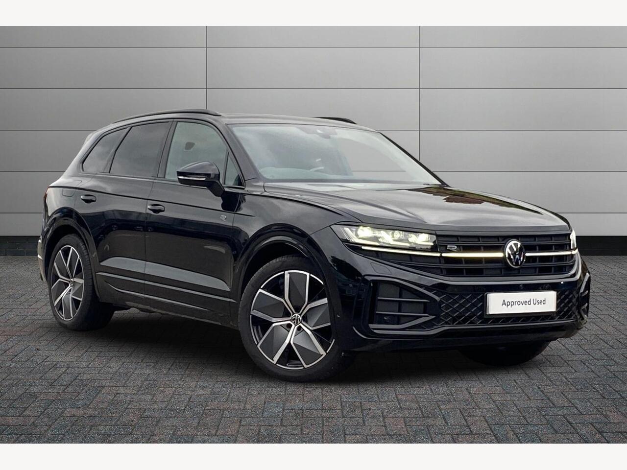 Main listing image - Volkswagen Touareg