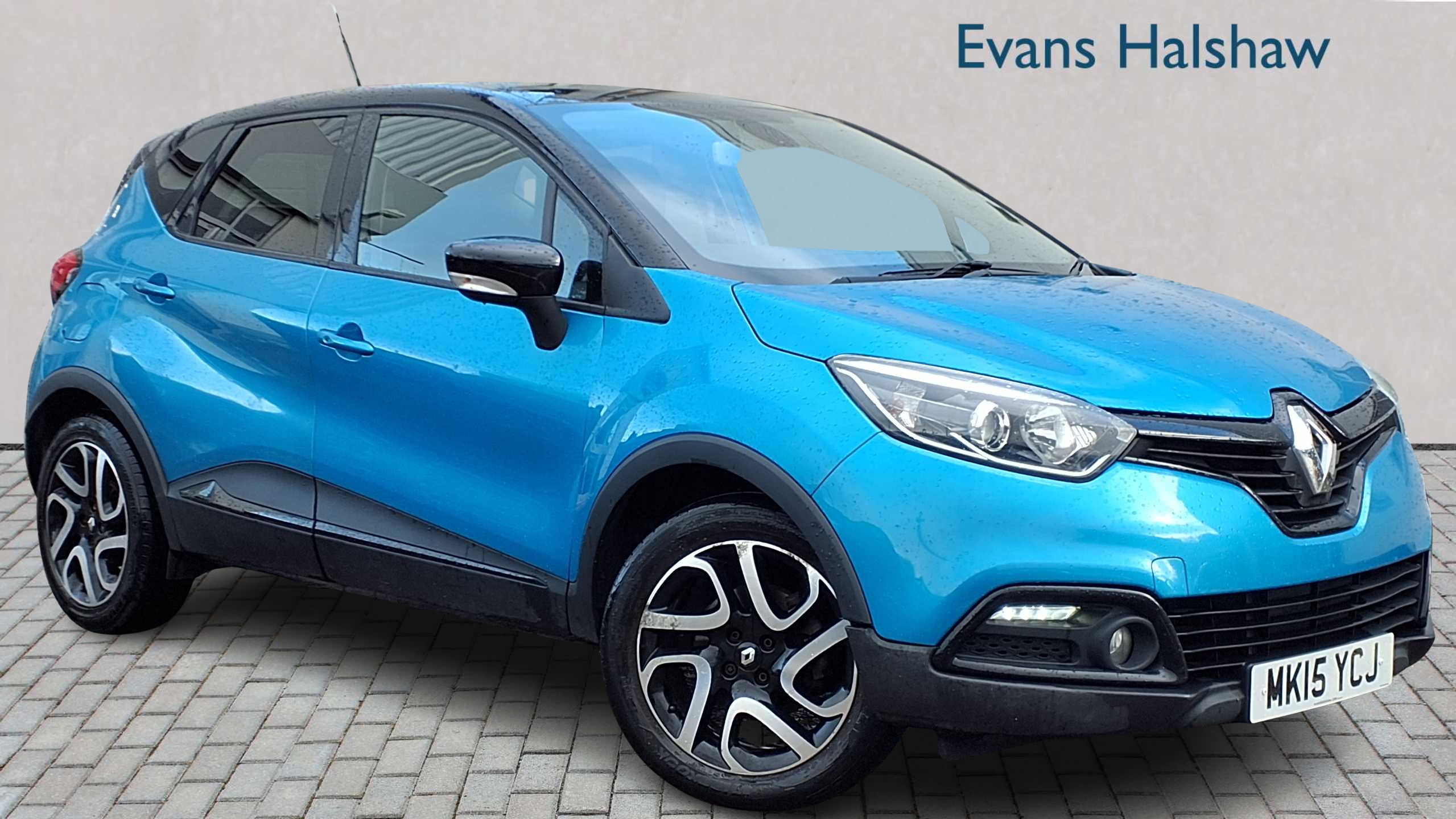 Main listing image - Renault Captur