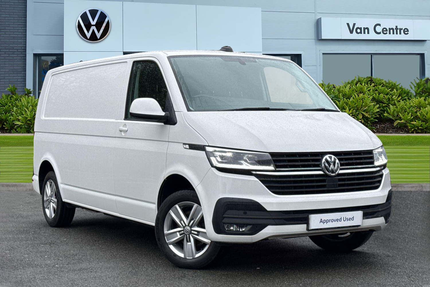 Main listing image - Volkswagen Transporter