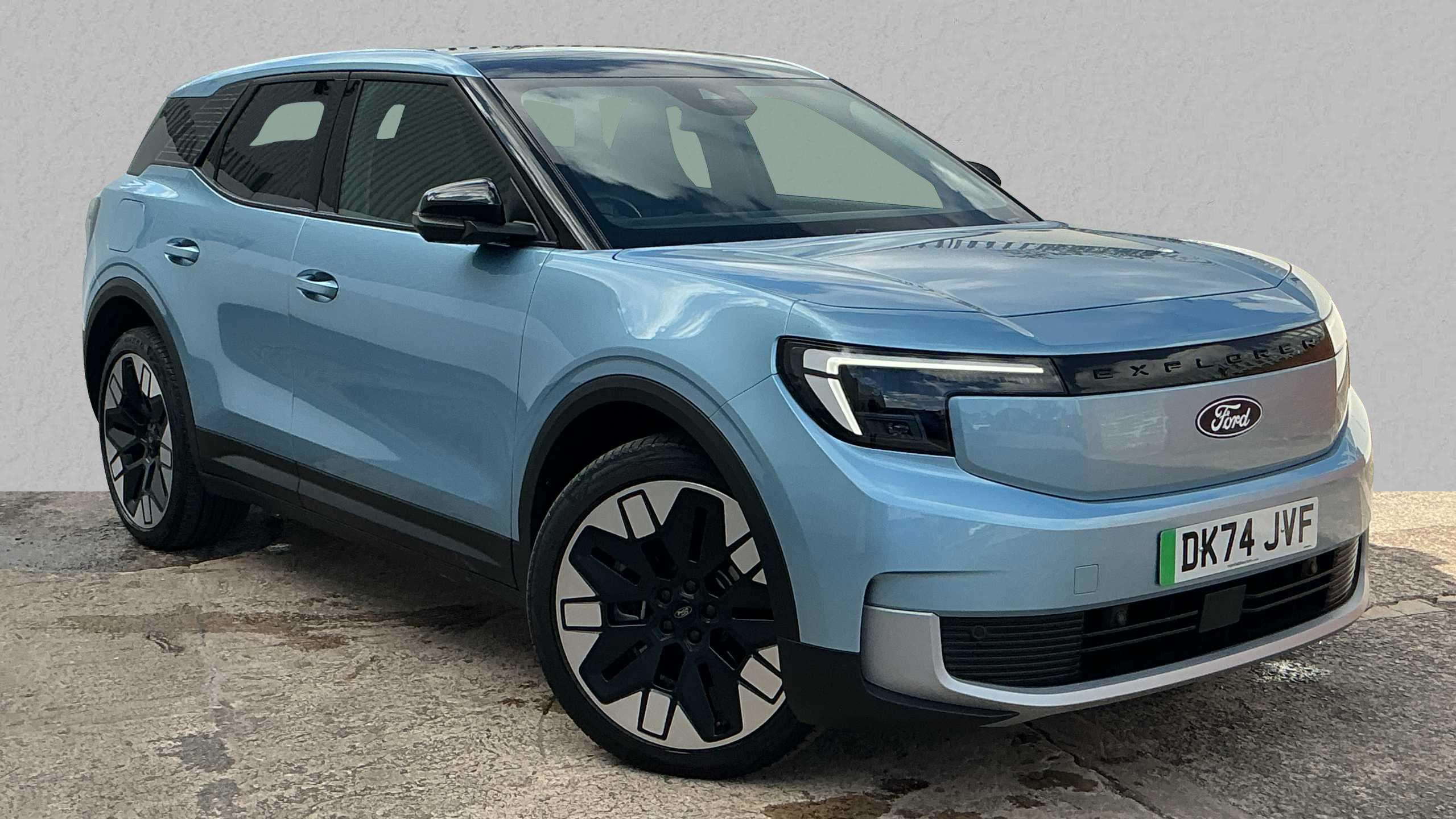 Main listing image - Ford Explorer