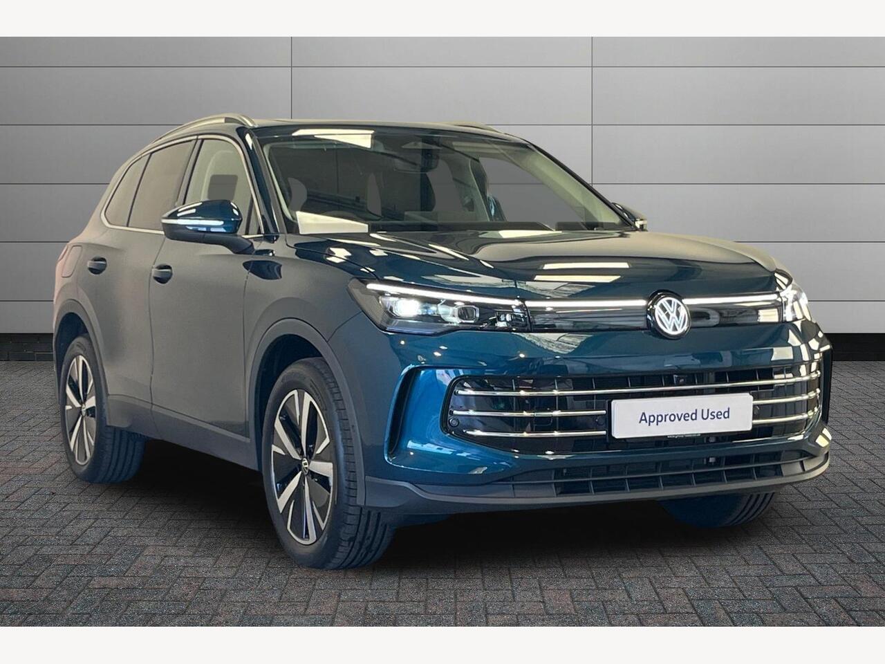 Main listing image - Volkswagen Tiguan