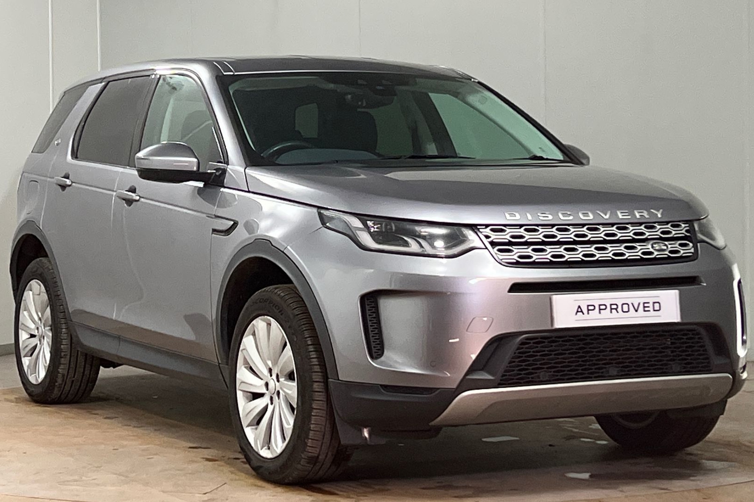 Main listing image - Land Rover Discovery Sport