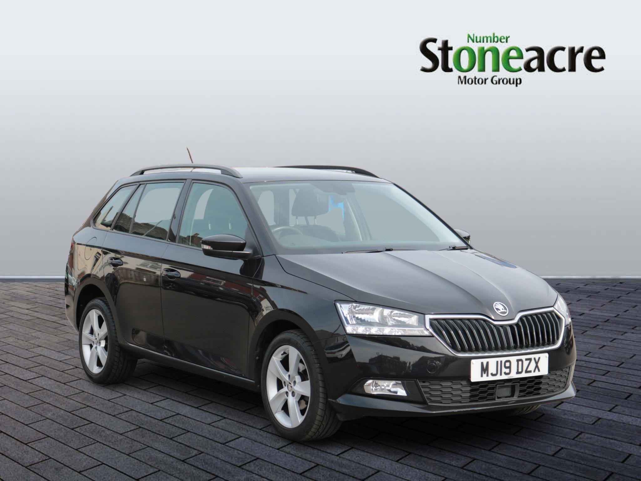 Main listing image - Skoda Fabia Estate